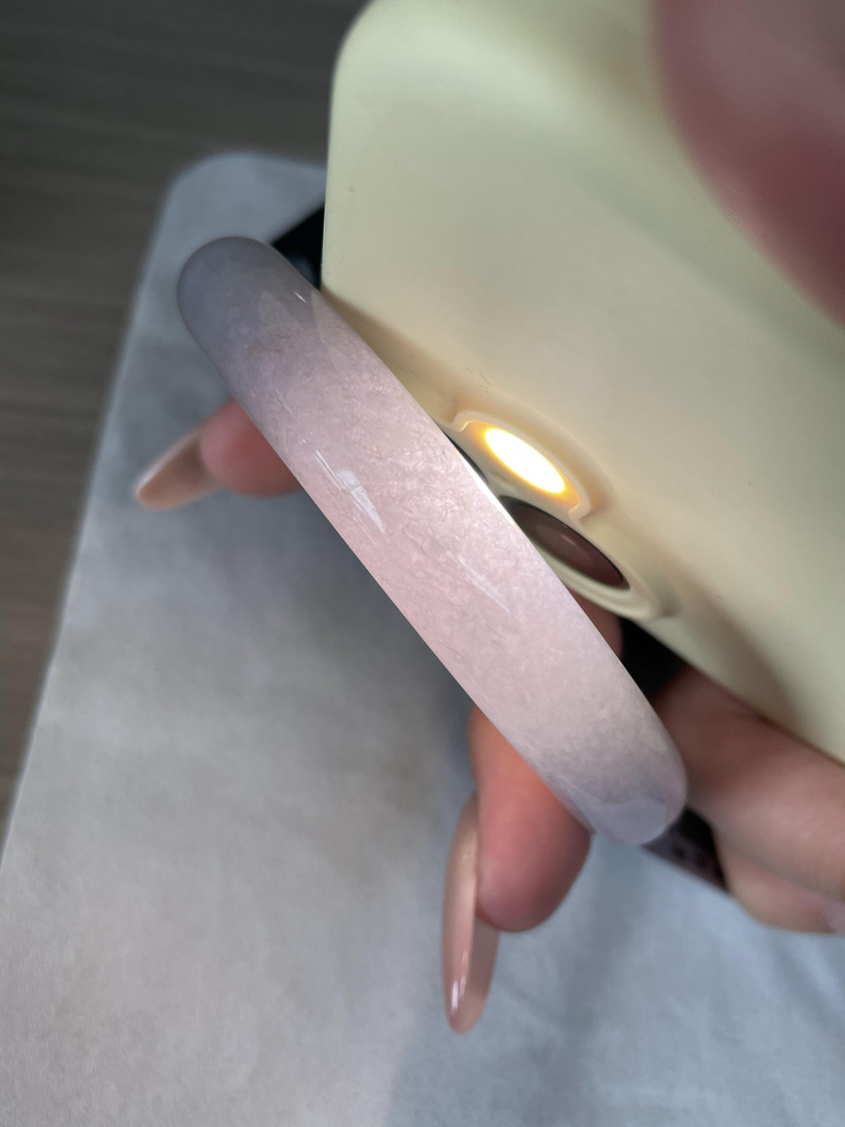 细糯种春彩圆条 56.4圈 天然缅甸A货翡翠（yc693137）