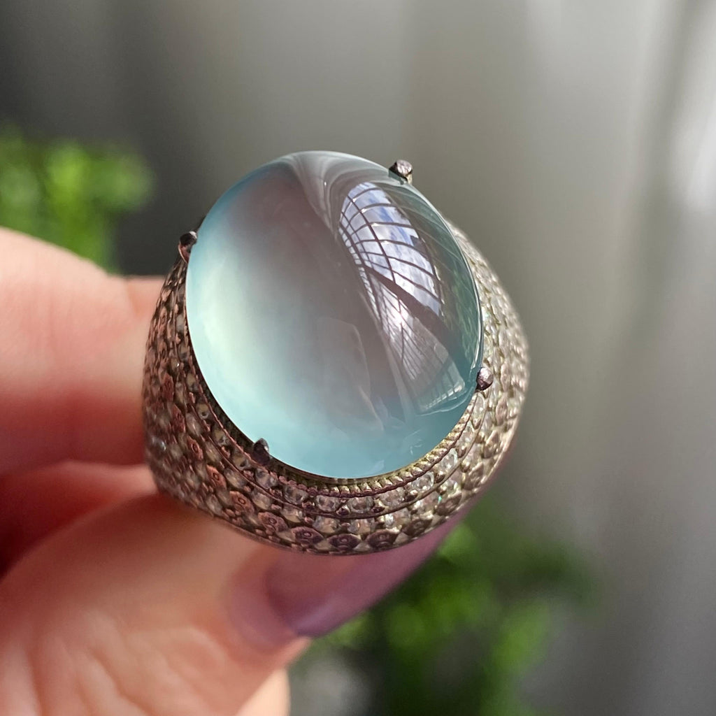 冰玻种蓝底蛋面戒面裸石（yc199651）