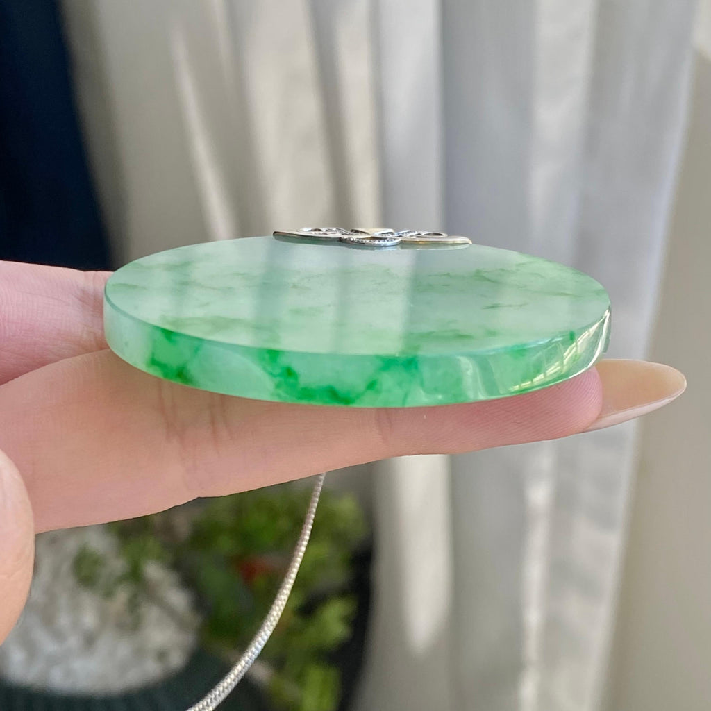 18k金钻镶糯冰种飘金丝阳绿圆牌吊坠（yc214450）