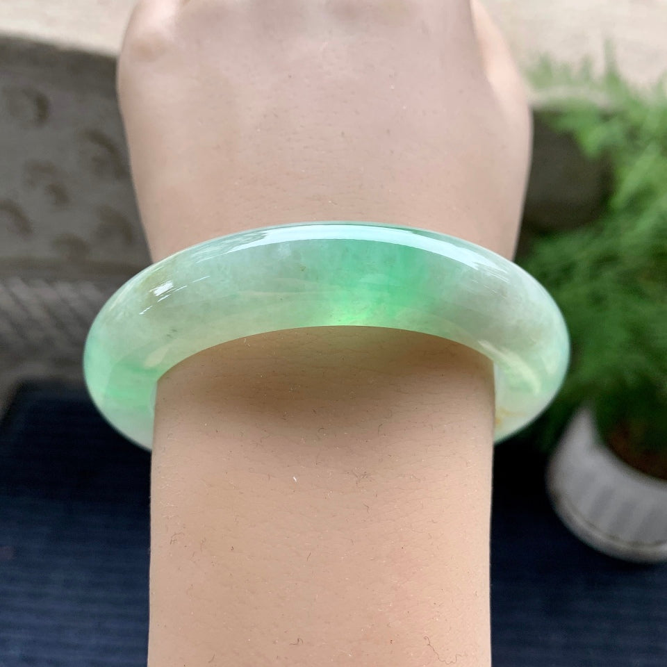 糯冰种晴水平安镯（55.8mm）（yc082099）