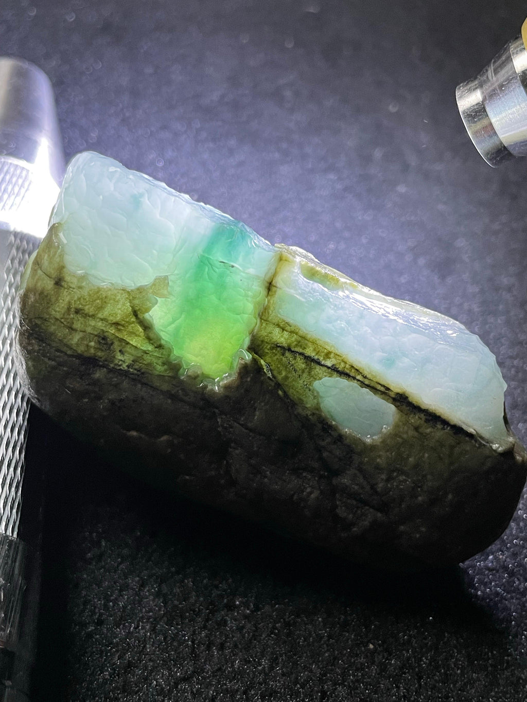 后江冰飘花挂件料（yc493929）