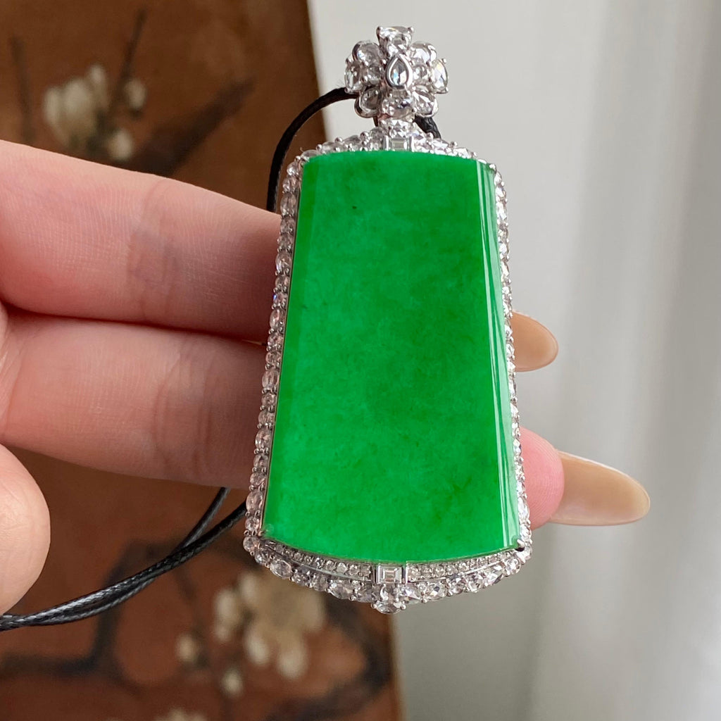 18k金钻镶冰种阳绿无事牌吊坠（yc224098）