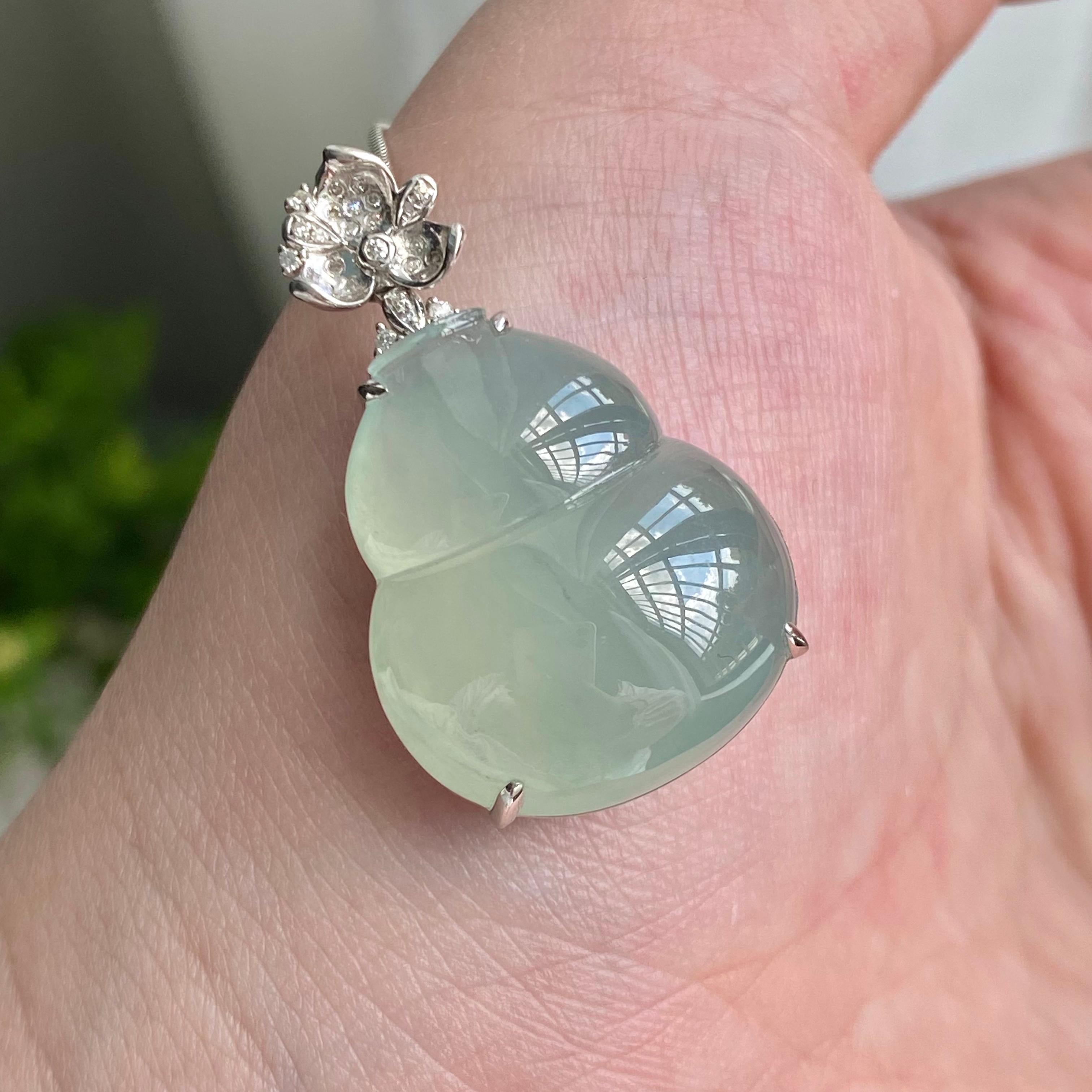 18k金钻镶冰种晴底葫芦吊坠（yc221336）