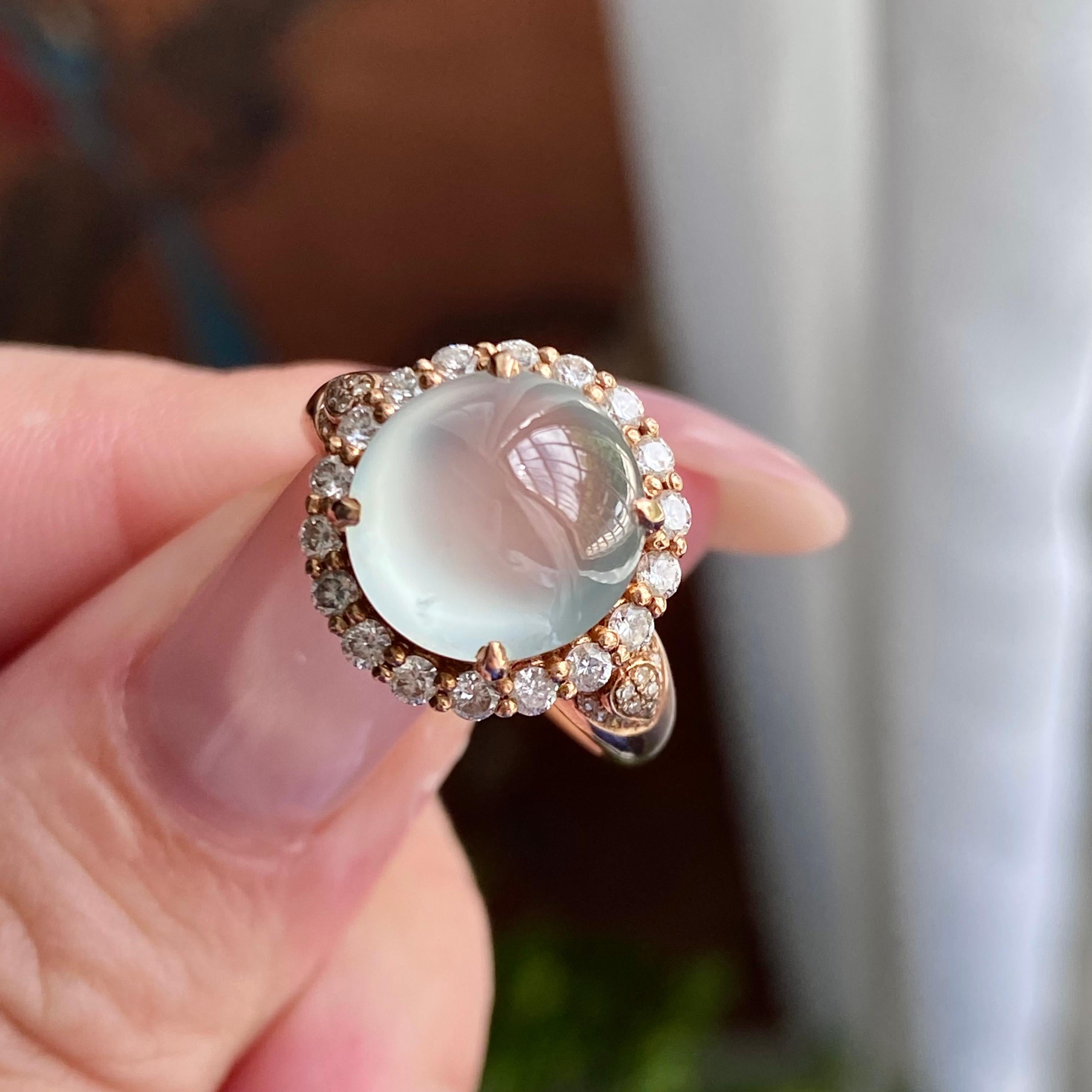 18k金钻镶冰玻种白月光蛋面戒指（yc235117）