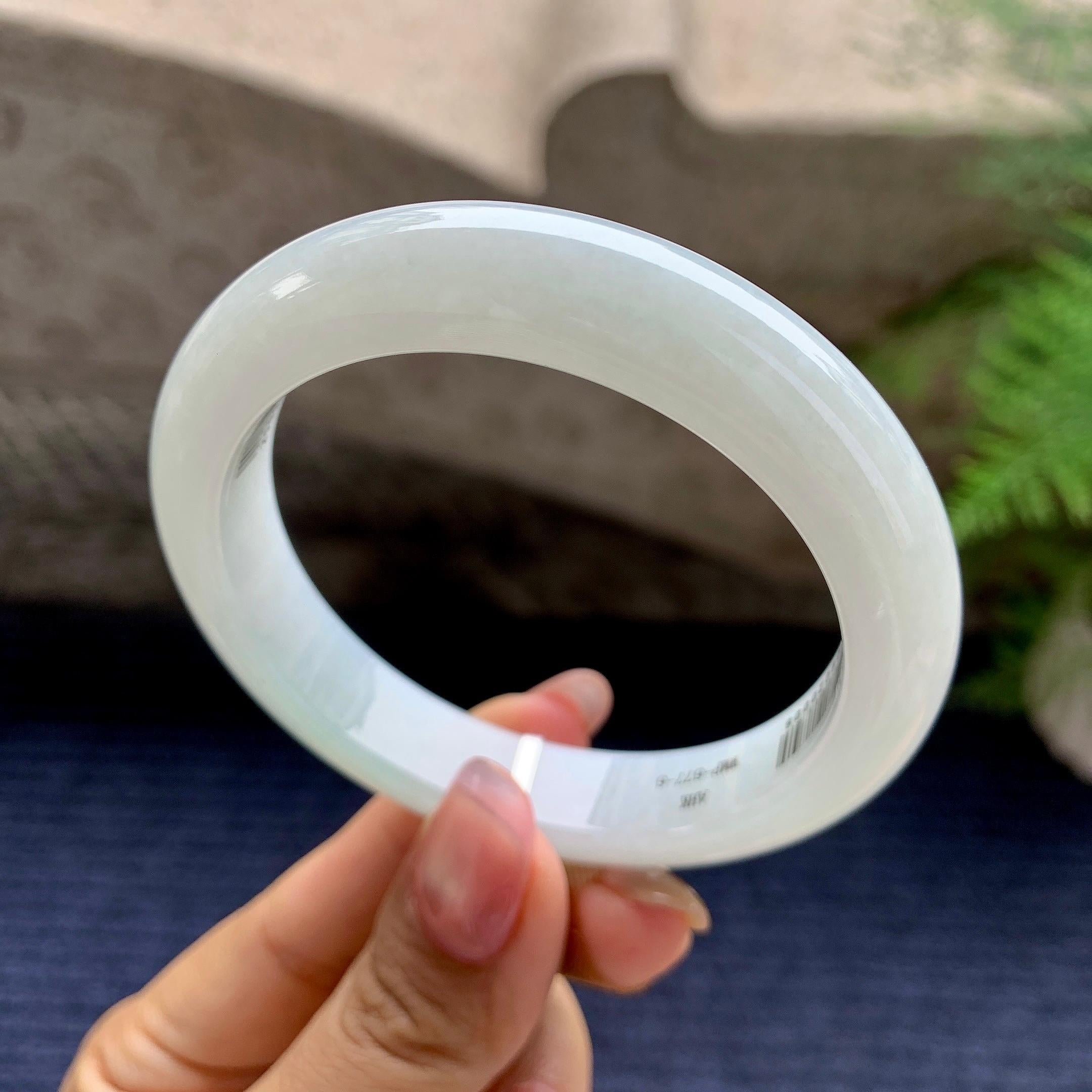 细糯种淡晴底平安镯（55.2mm）（yc280882）
