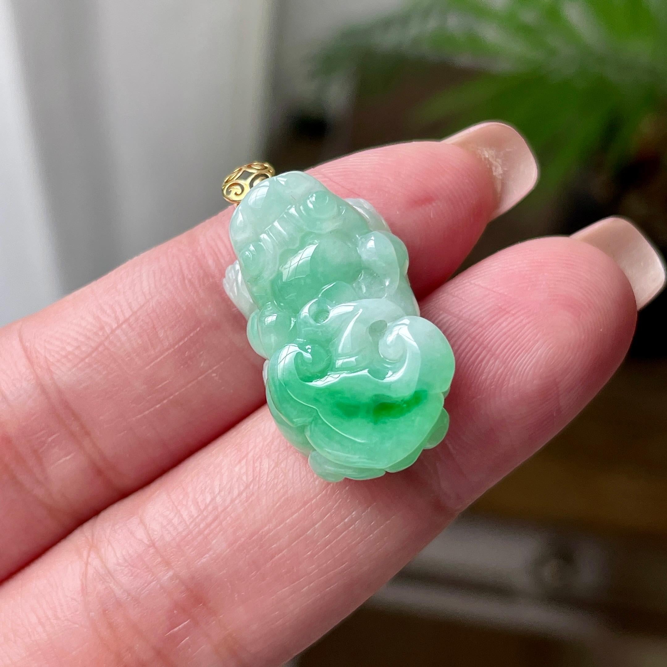 18K金镶细糯种飘翠绿貔貅吊坠 天然缅甸A货翡翠（yc524399）