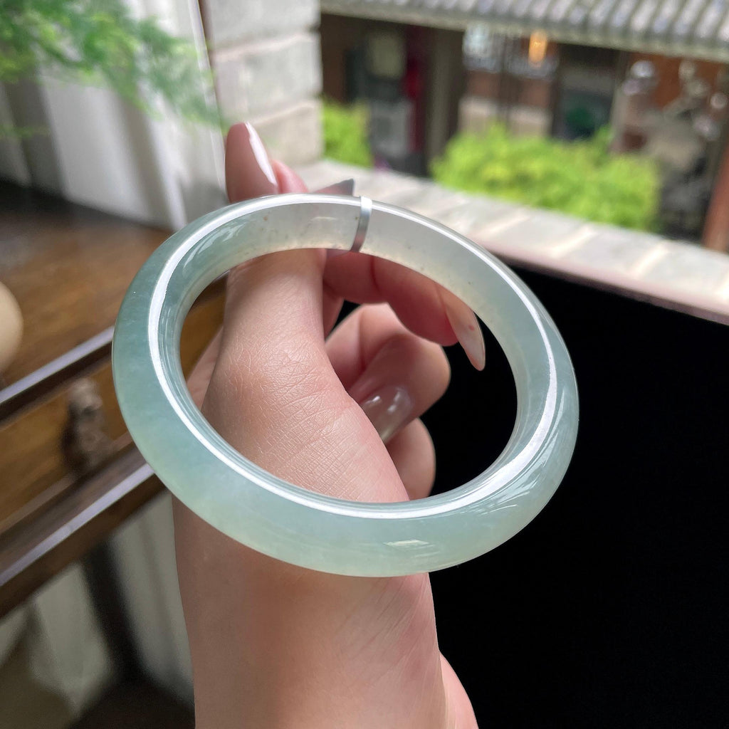 糯冰种冰晴水晴绿洒金圆条 56.3圈 天然缅甸A货翡翠（yc696403）