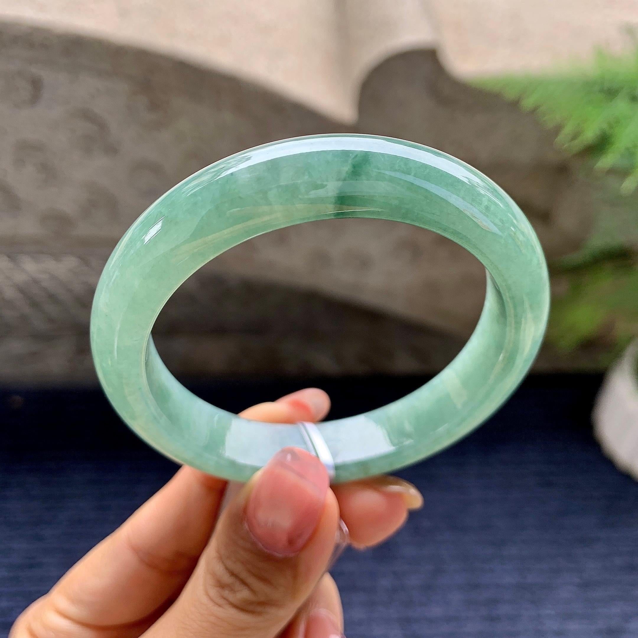 细糯种油青平安镯（54.3mm）（yc281527）