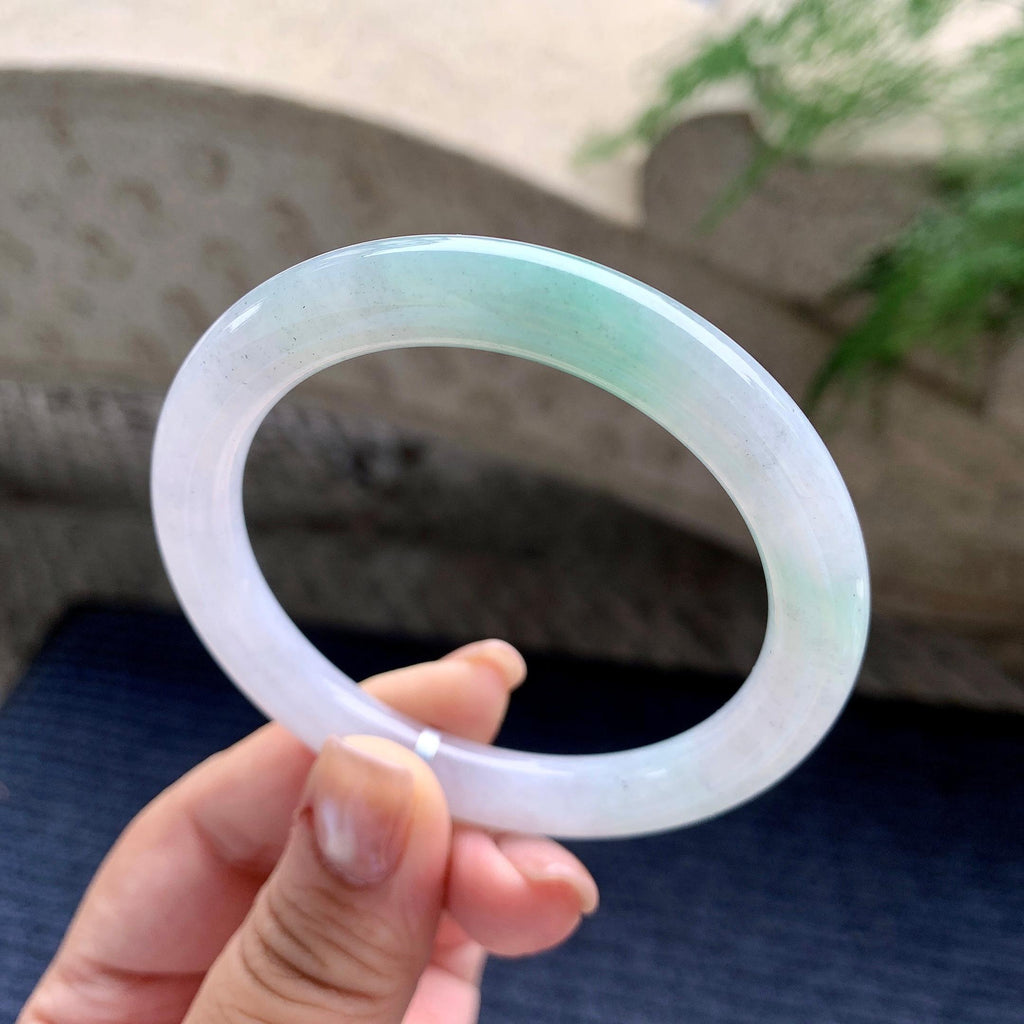 细糯种飘绿花圆条手镯 55圈口（yc711307）