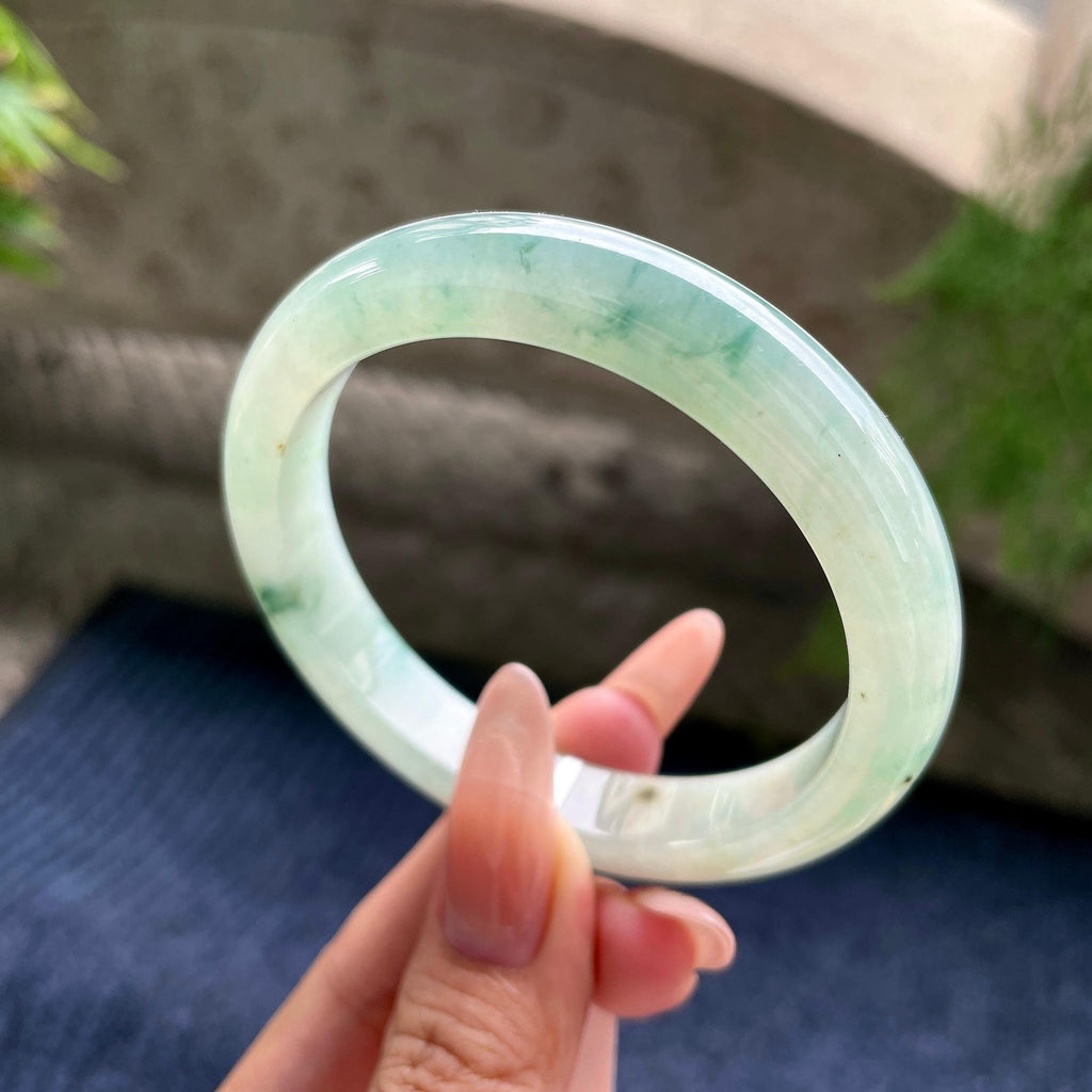 细糯种晴底飘花正圈平安镯 56圈口 天然缅甸A货翡翠（yc530784）