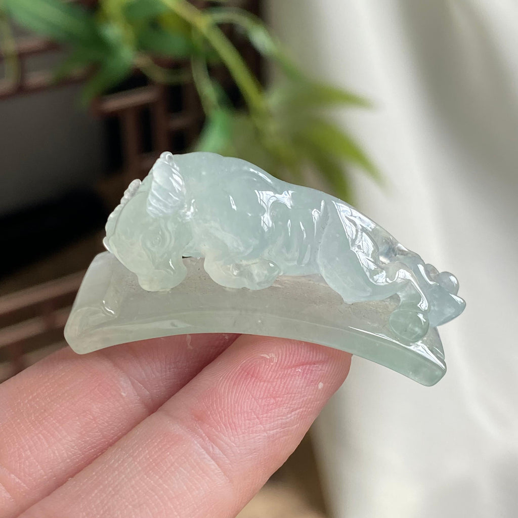 冰种晴底牛气冲天手牌（yc194505）