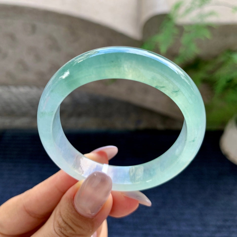 糯冰种飘花贵妃手镯（53.3mm）（yc169935）