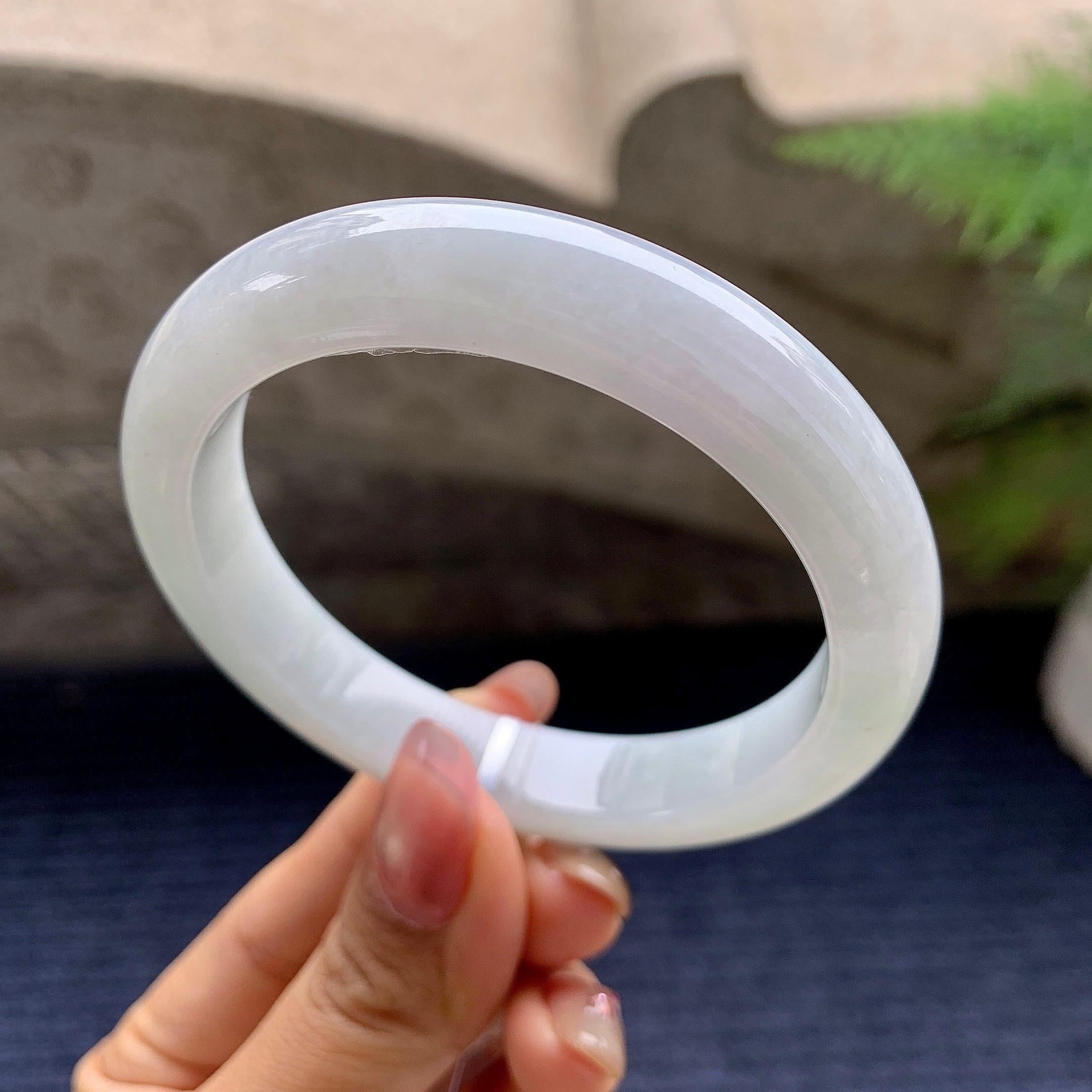 细糯种带底色平安镯（56.1mm）（yc281532）