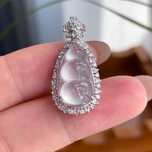 18k金钻镶冰玻种白月光福豆吊坠（yc256127）