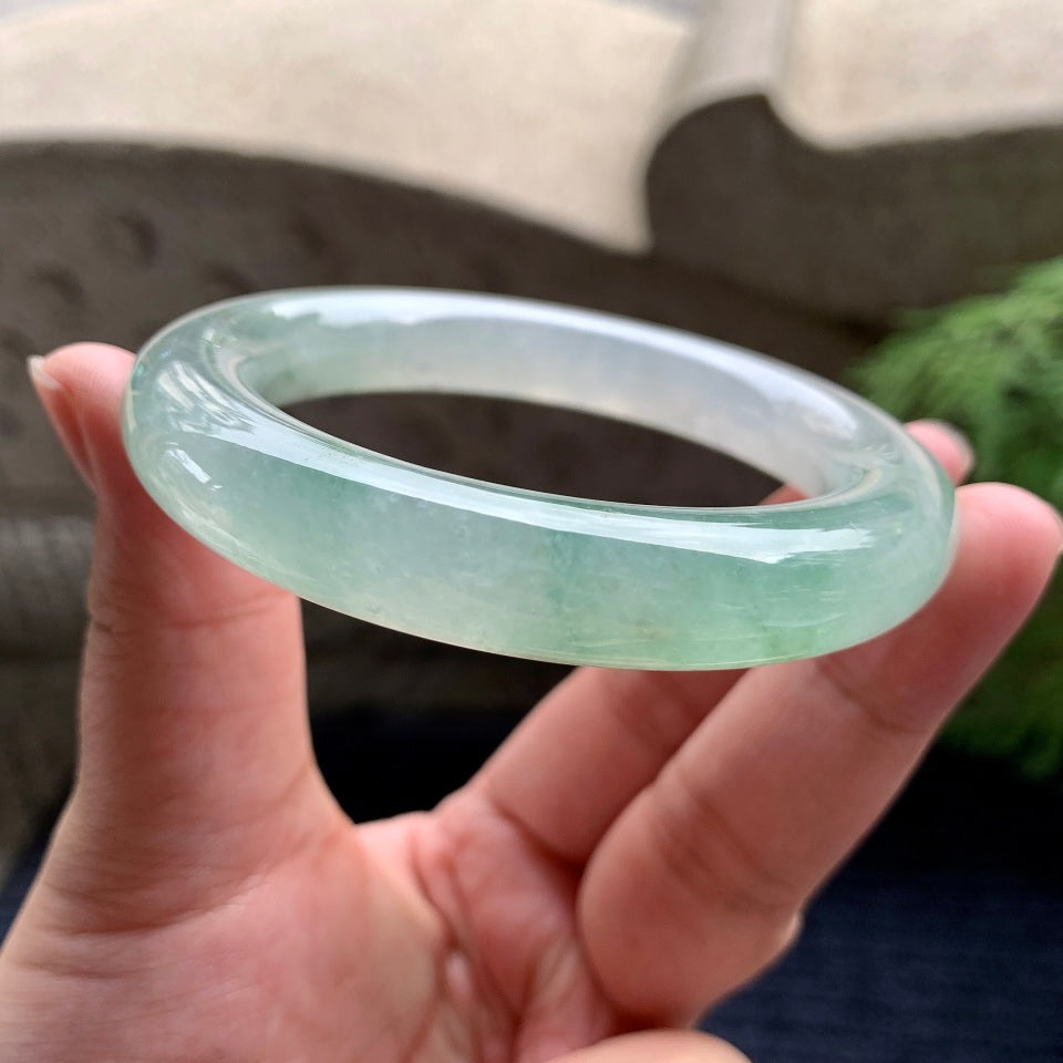 糯冰种飘花圆条手镯（56mm）（yc100705）