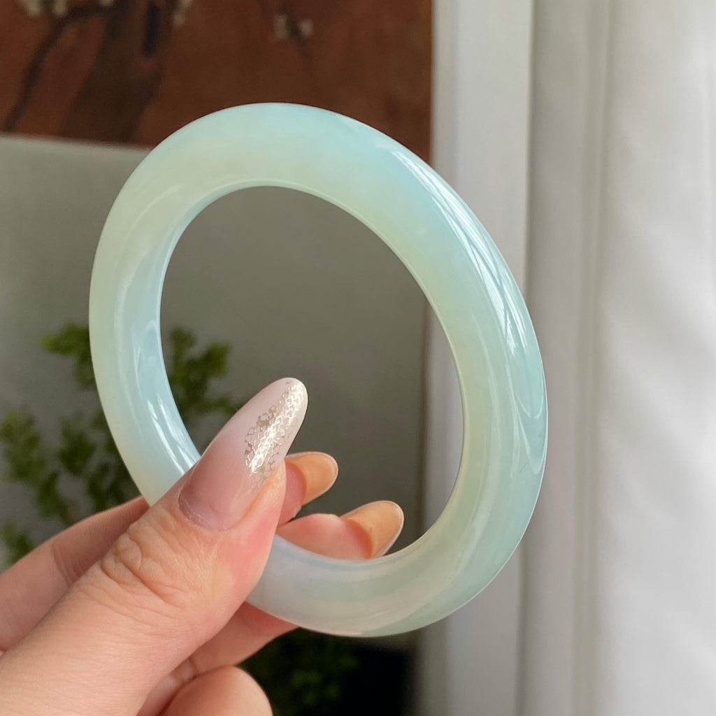 糯冰种晴底圆条手镯（55圈）（yc223124）