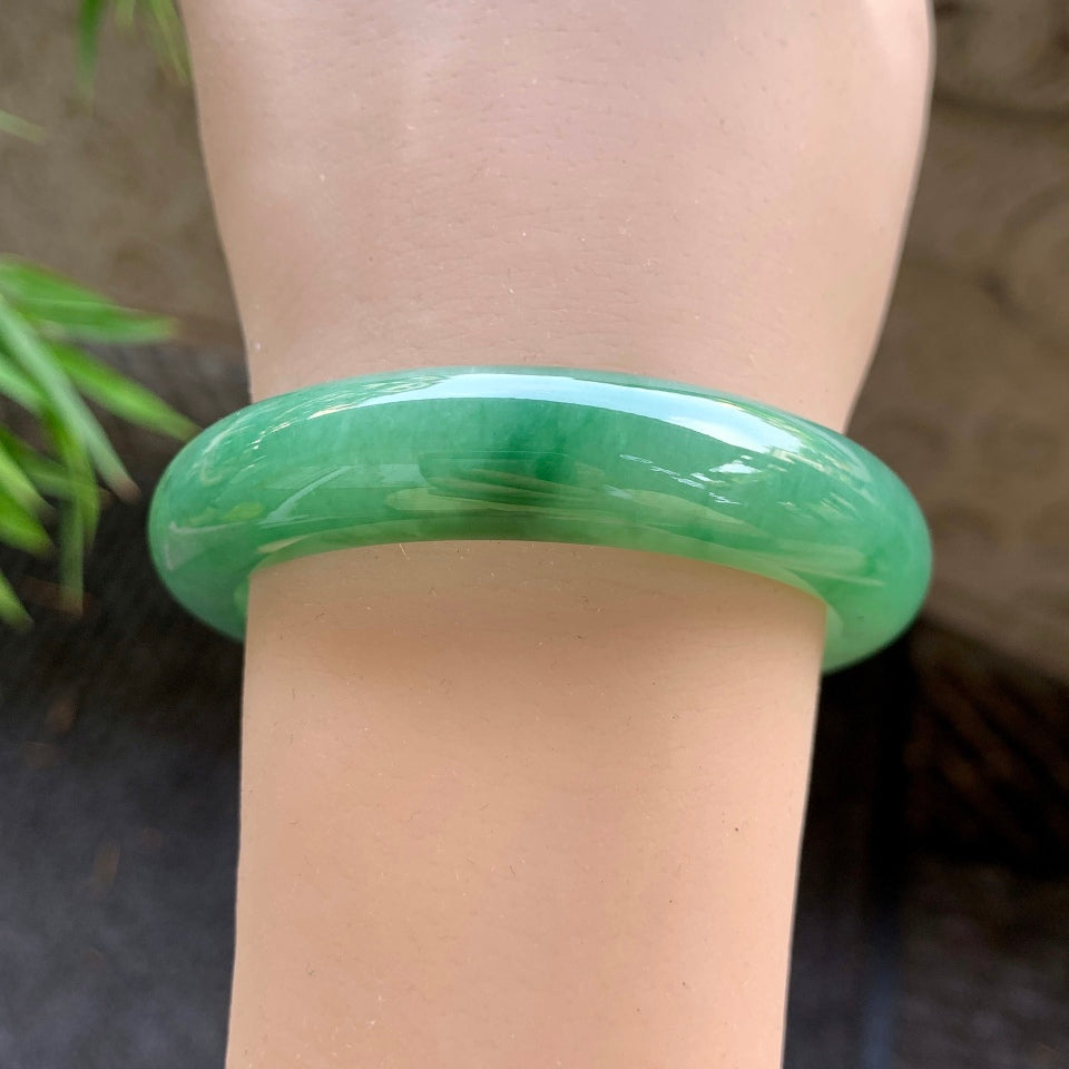 糯化绿底飘花平安镯（54.7mm）（yc015991）