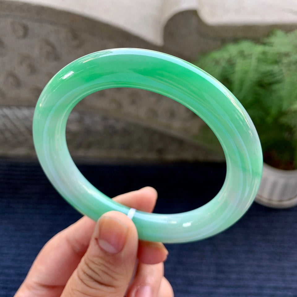 细糯种翠绿圆条手镯（60mm）（yc079992）