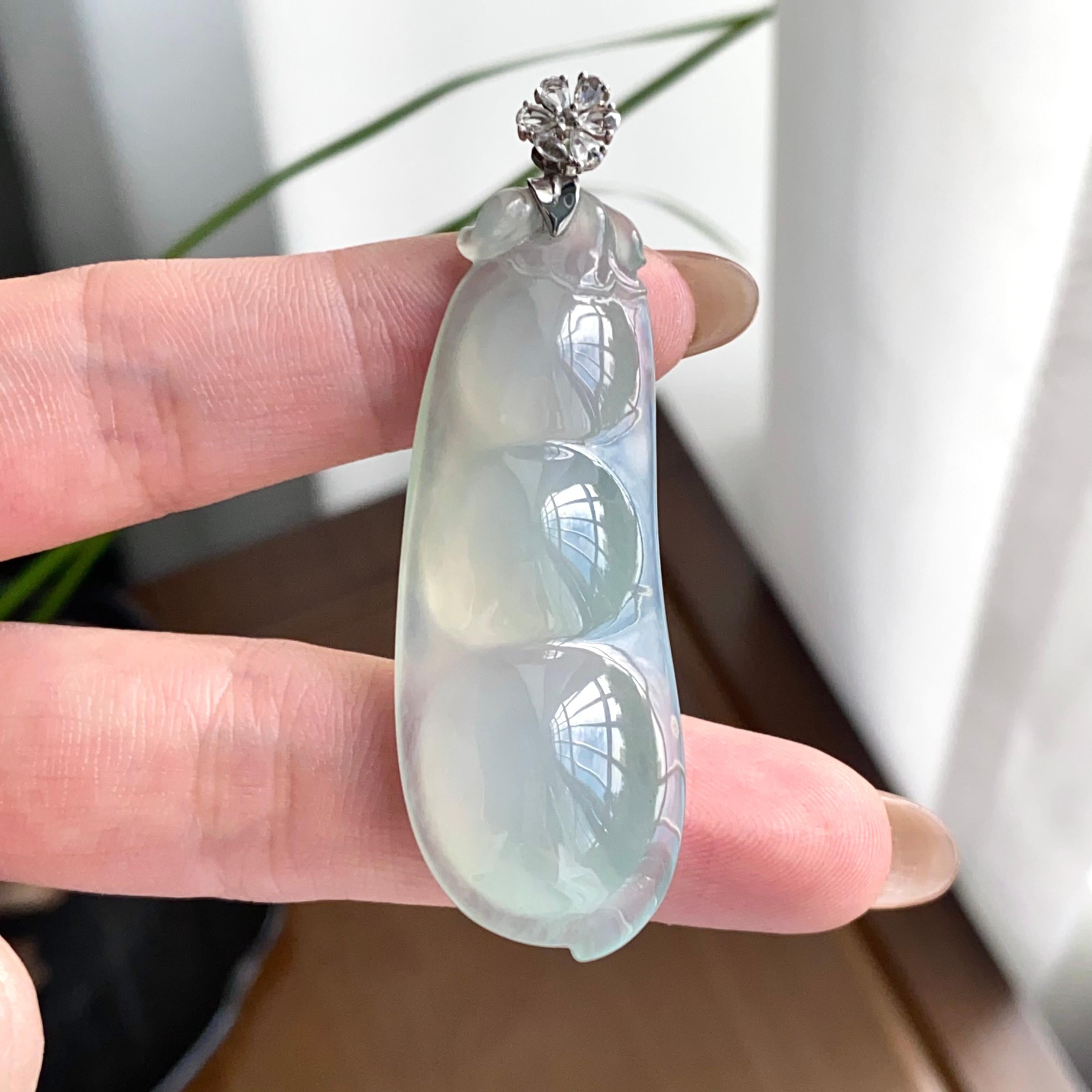 18k金钻镶糯冰种蓝底福豆吊坠（yc262743）