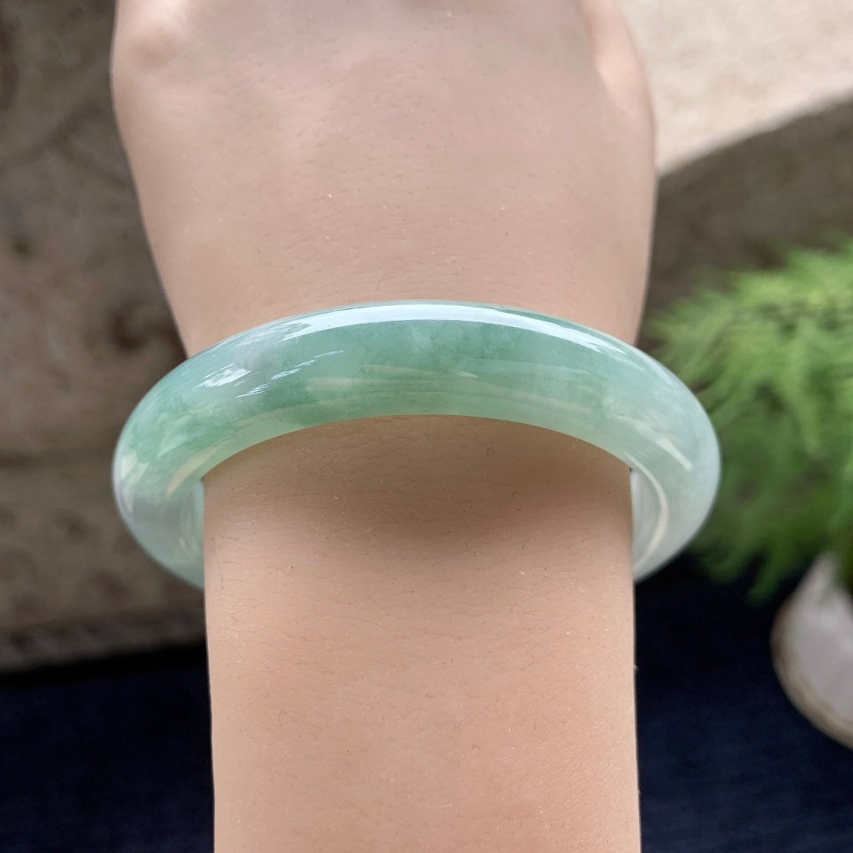 细糯种淡晴底平安镯（57.5mm）（yc090962）