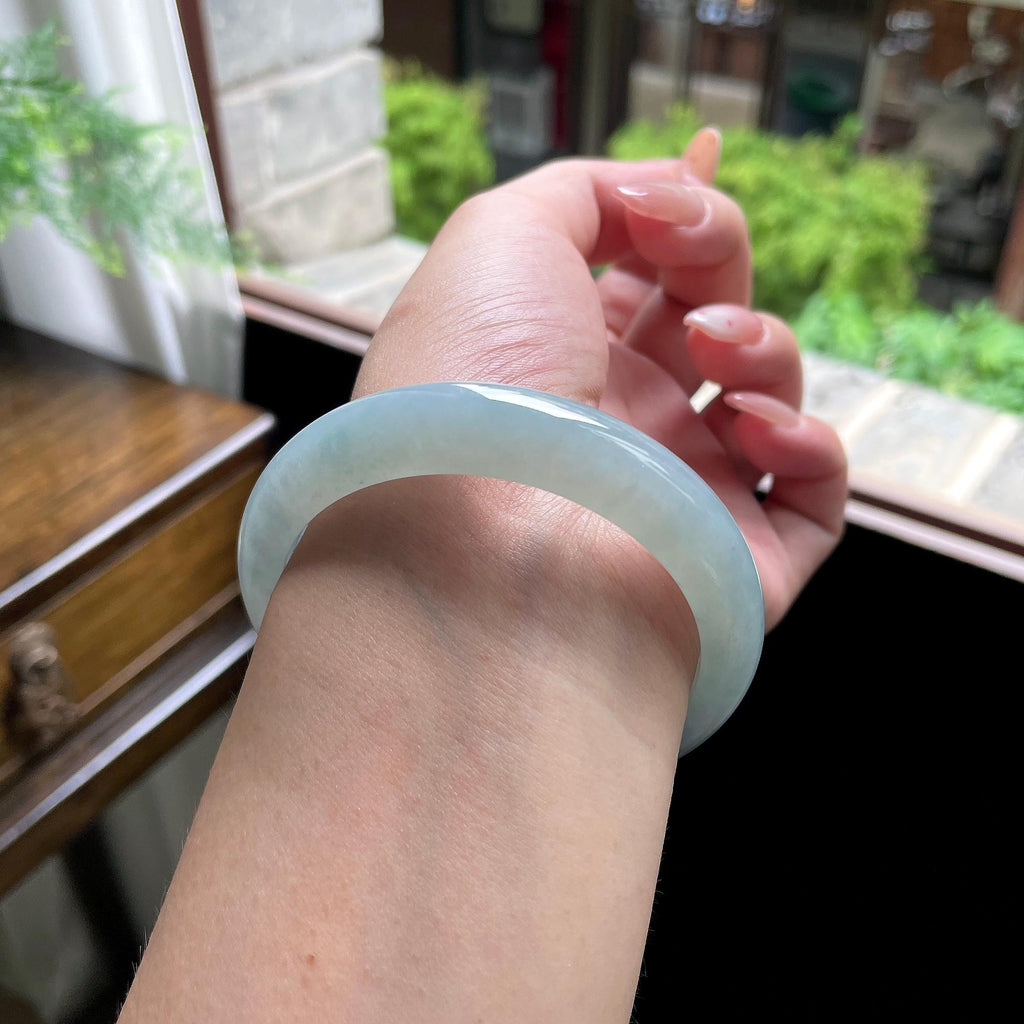 细糯种晴蓝底正圈平安镯 57圈 天然缅甸A货翡翠（yc696401）