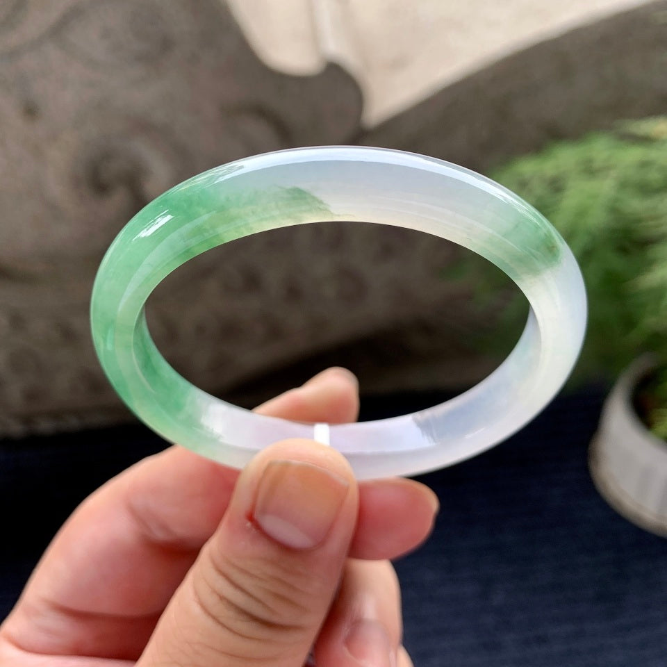 糯冰种飘花贵妃手镯（52.8mm）（yc090939）