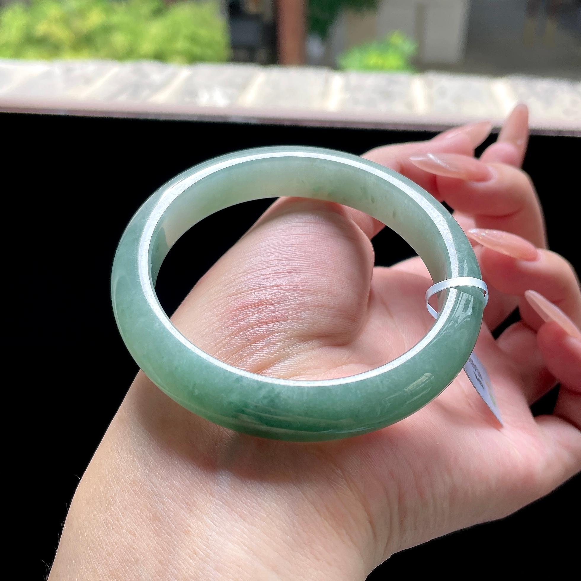 细糯种油青色湖水绿正圈平安镯 57.6圈 天然缅甸A货翡翠（yc522696）