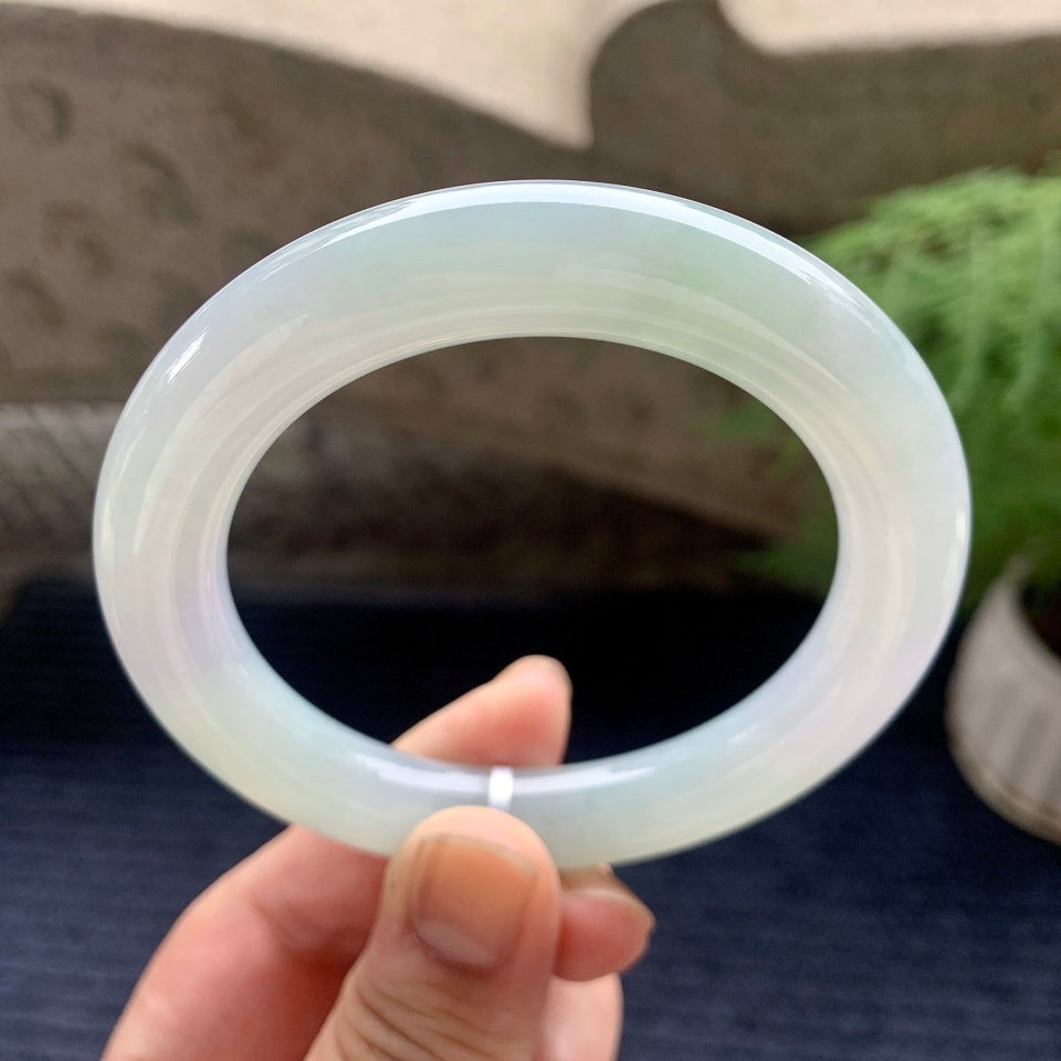 细糯种淡晴底圆条手镯（57.2mm）（yc110699）