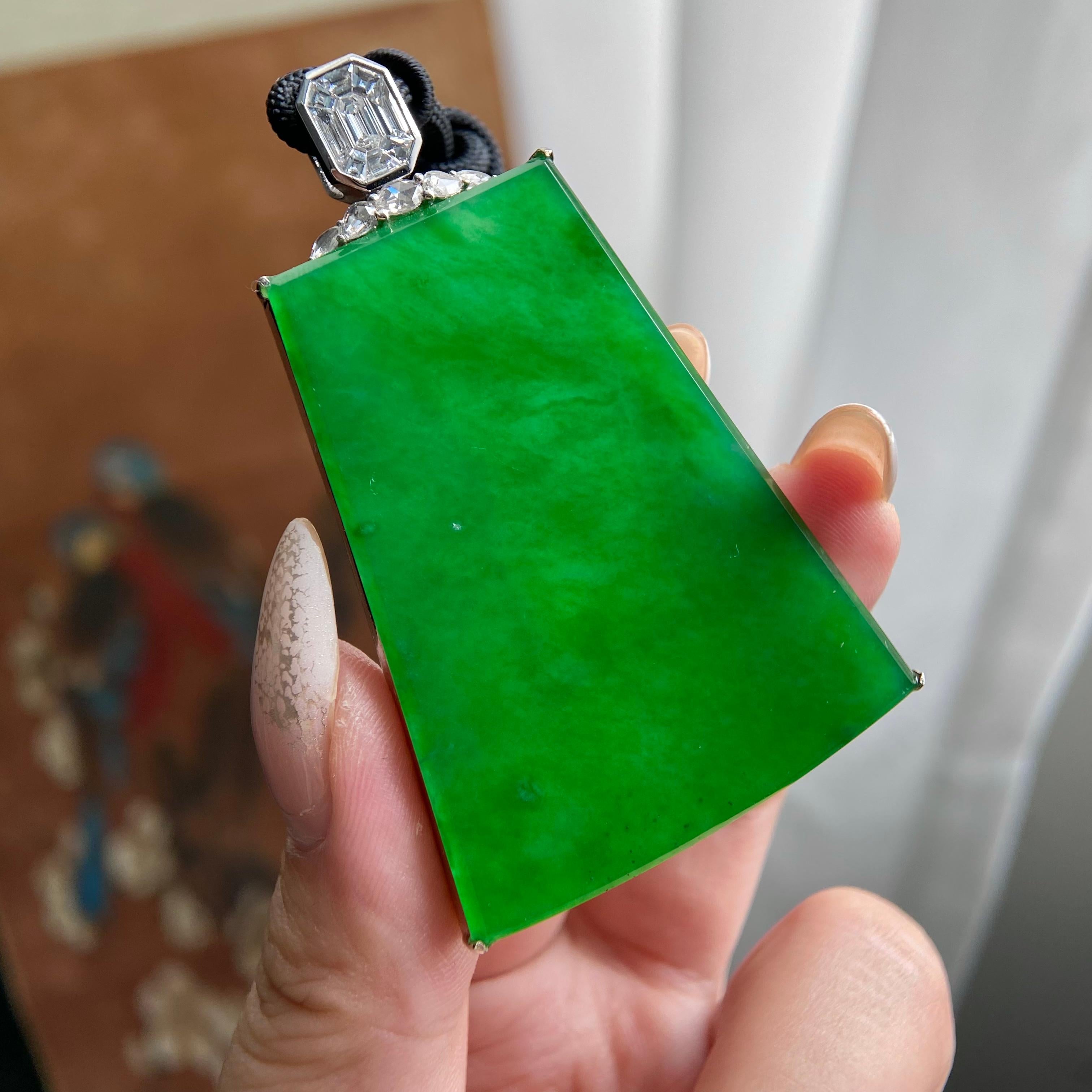 18k金钻镶冰种辣阳绿无事牌吊坠（yc224121）