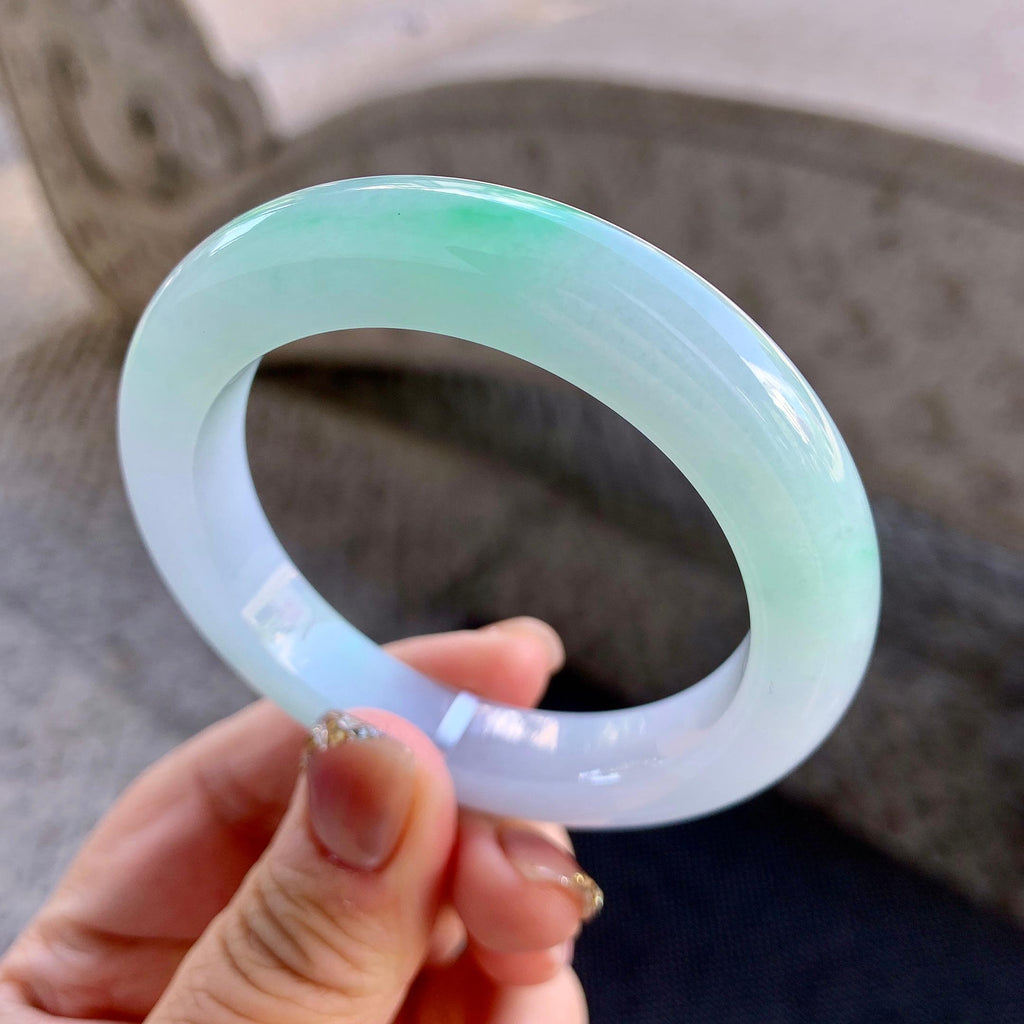 糯冰种飘绿平安镯（52mm）（yc273597）