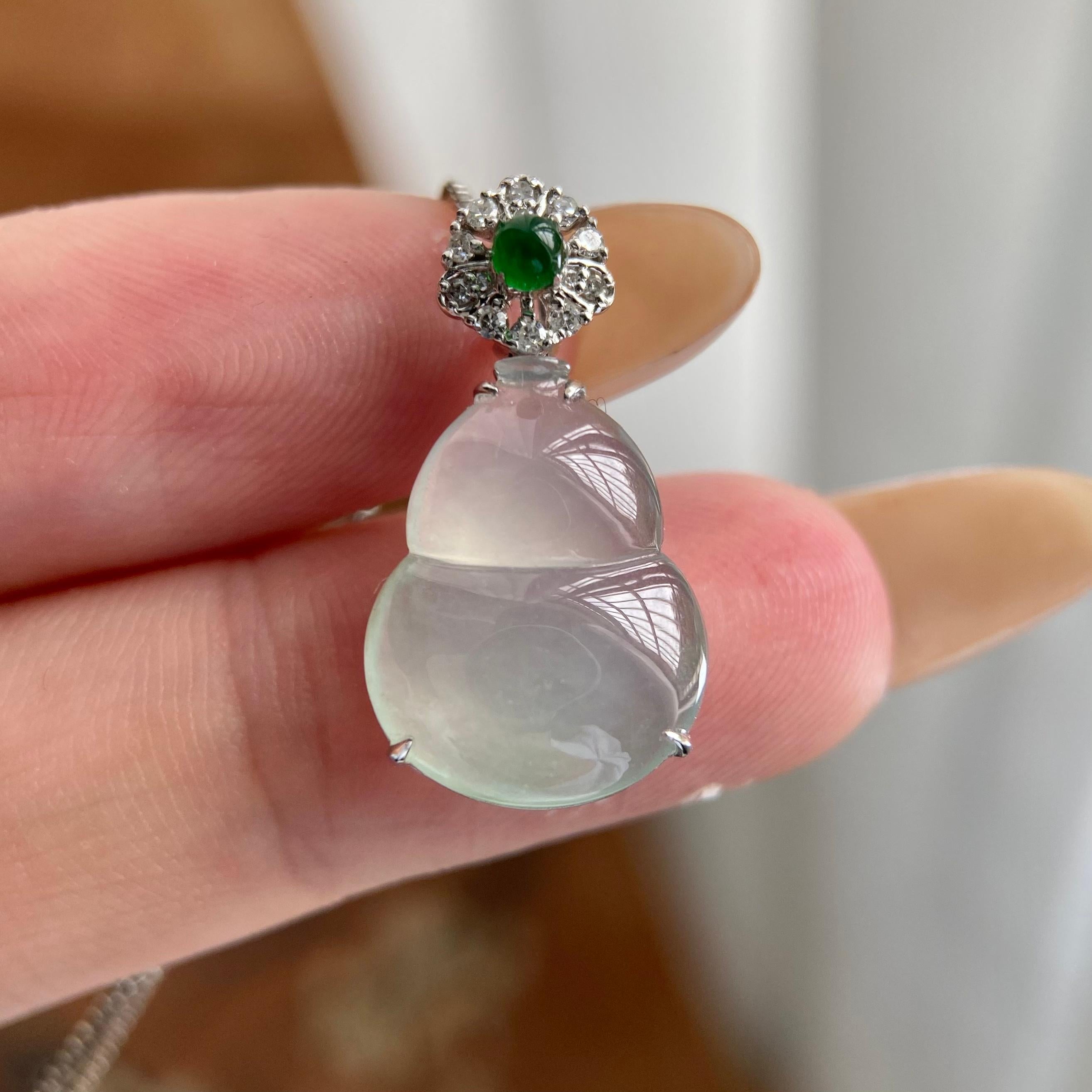 18k金钻镶冰种淡晴底葫芦吊坠（yc224543）