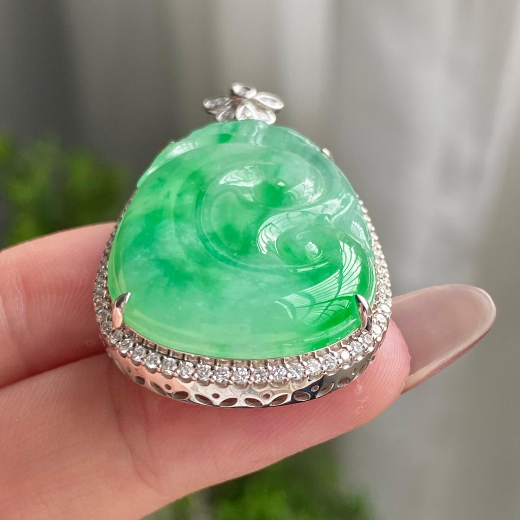 18k金钻镶糯冰种飘阳绿花如意吊坠（yc201235）