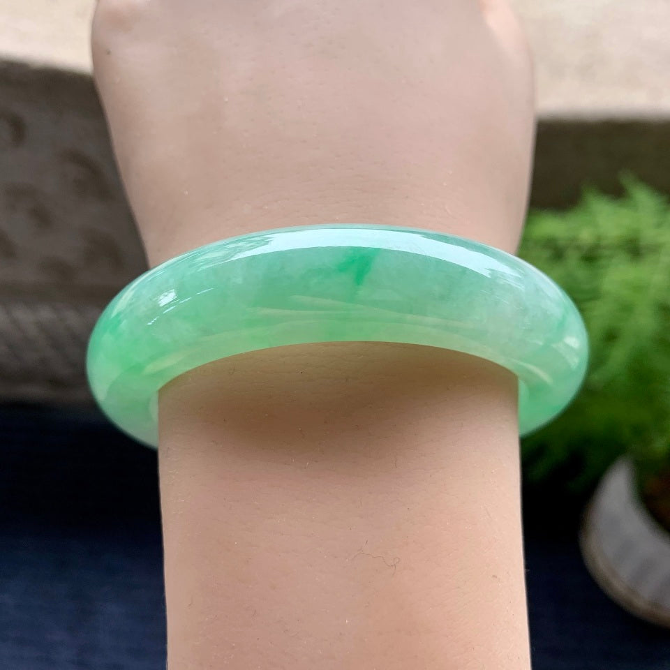 糯冰种翠绿平安镯（53.7mm）（yc093397）