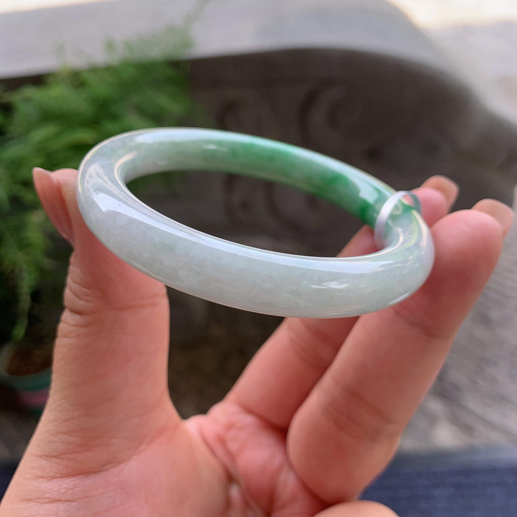 糯种飘翠绿圆条手镯 52.2圈口 天然缅甸A货翡翠（yc499782）