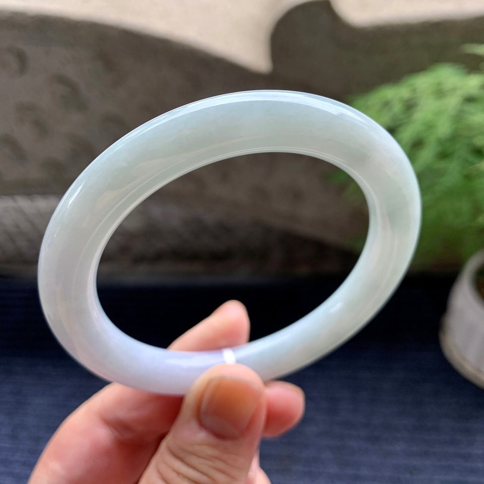 细糯种淡春彩圆条手镯（58.5mm）（yc097810）