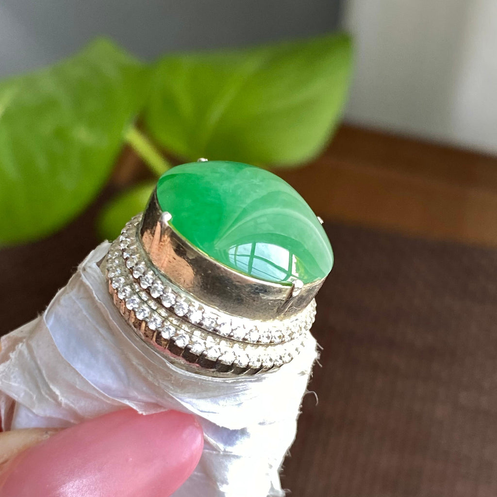 细糯种满绿裸石蛋面（yc282934）