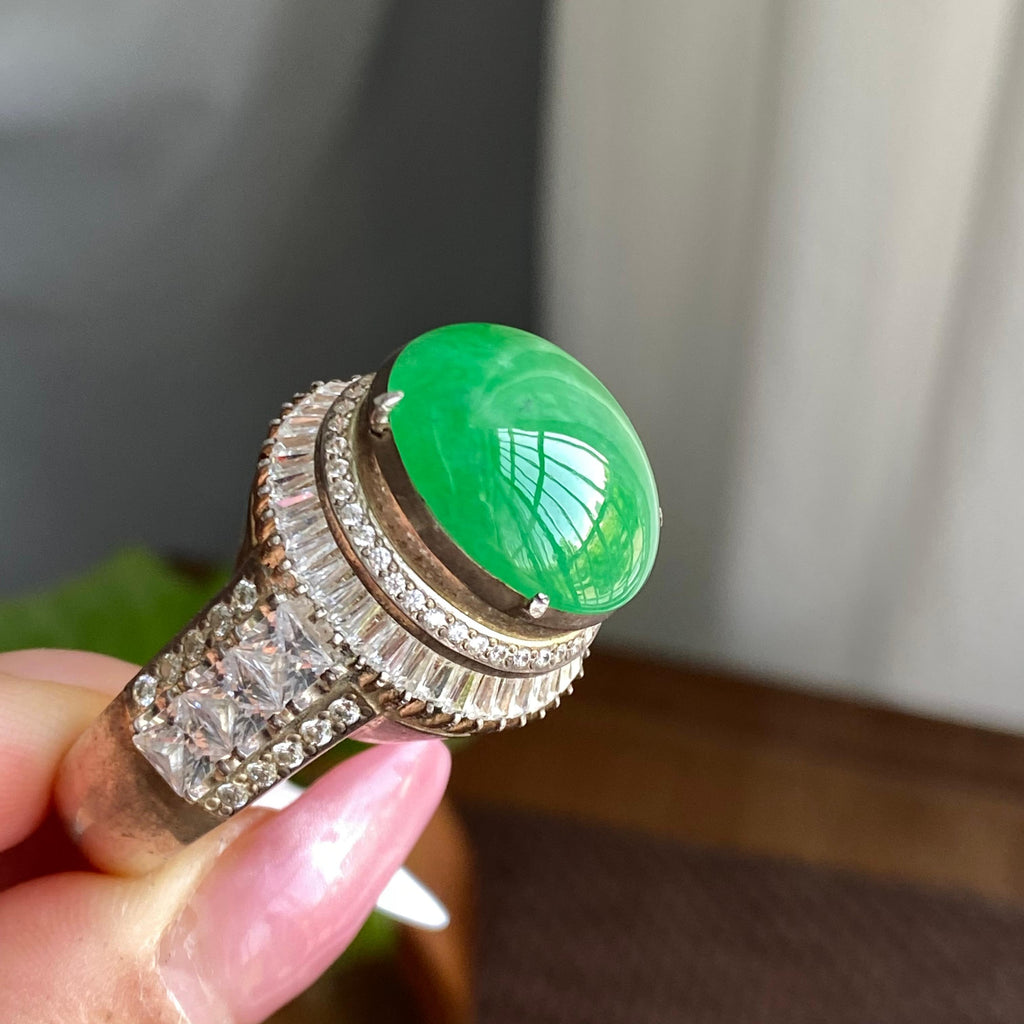 细糯种阳绿裸石蛋面（yc282884）