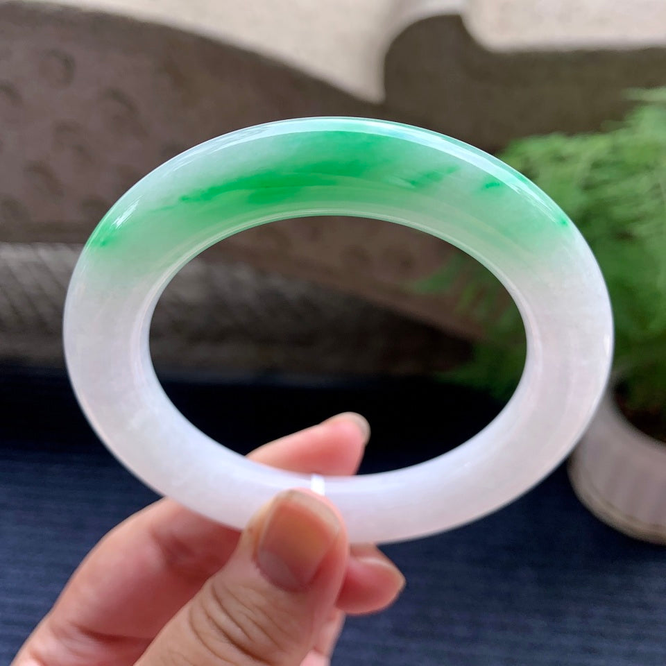 细糯种飘阳绿圆条手镯（58.3mm）（yc107275）