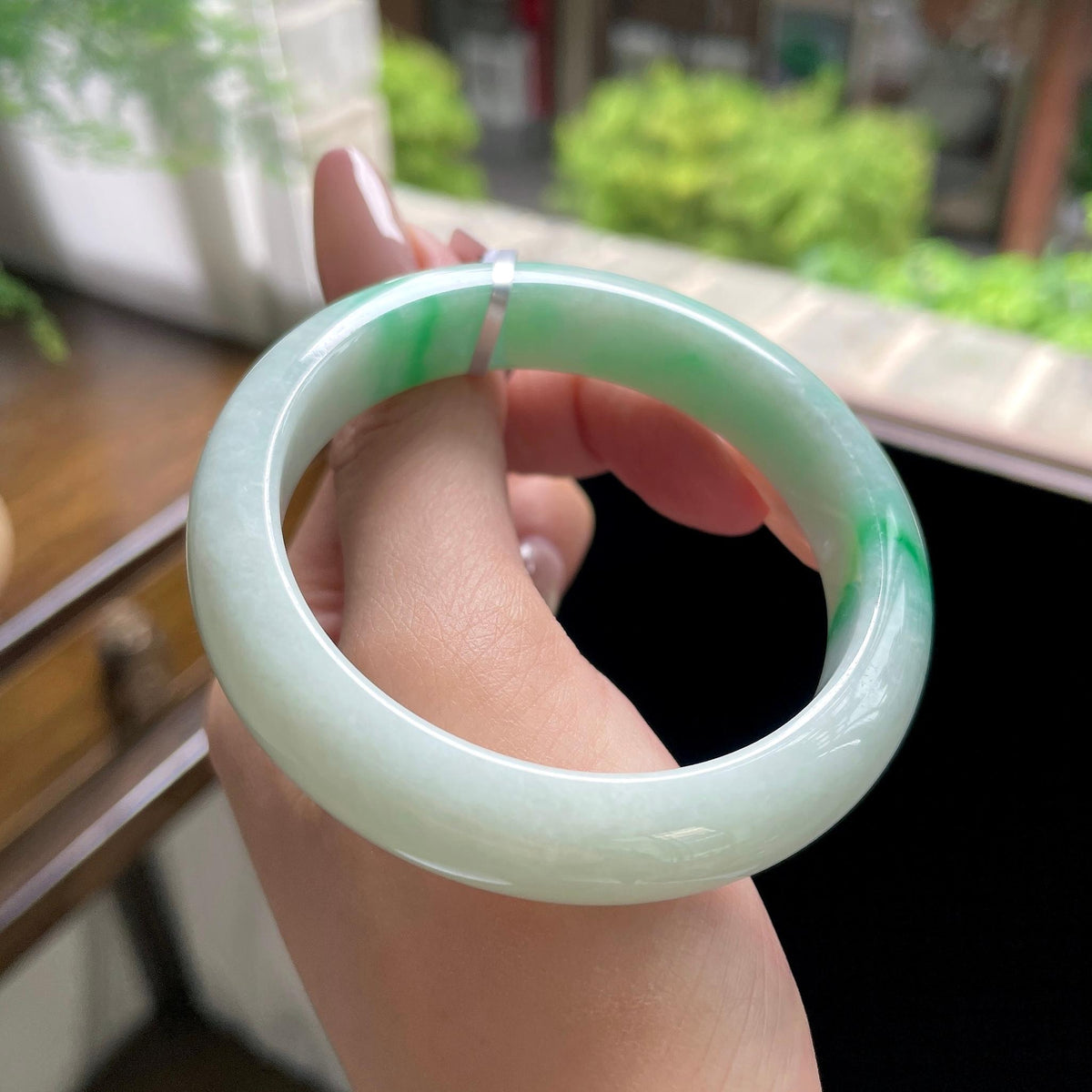 糯种阳绿白底青正圈平安镯 53圈（yc709467）