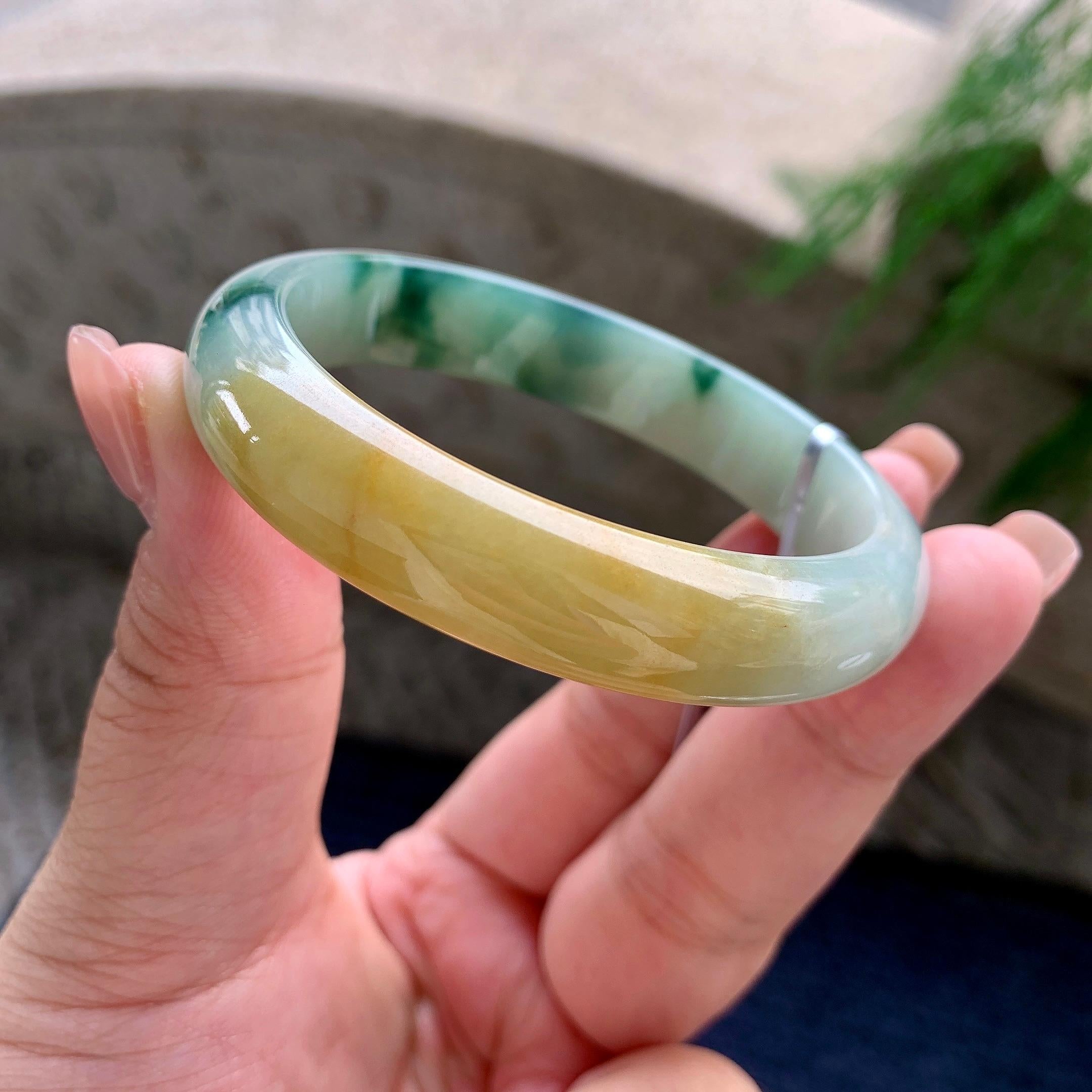 细糯种黄翡飘蓝花正圈平安镯 55圈口 天然缅甸A货翡翠（yc522666）