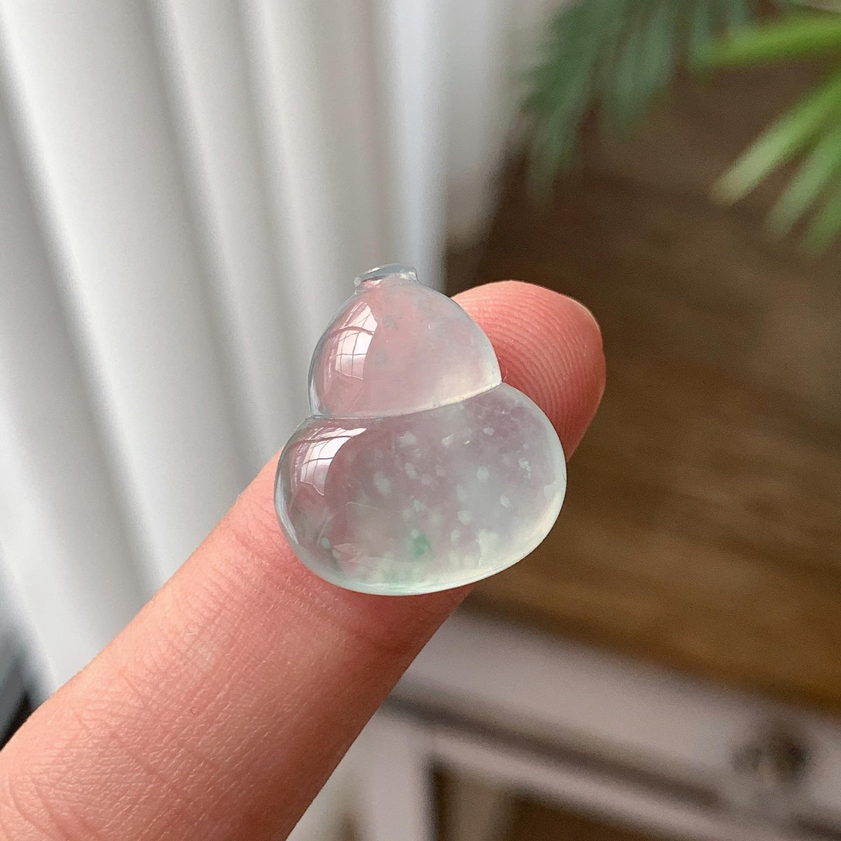 冰种 飘绿雪花棉葫芦吊坠 天然缅甸A货翡翠（yc703363）