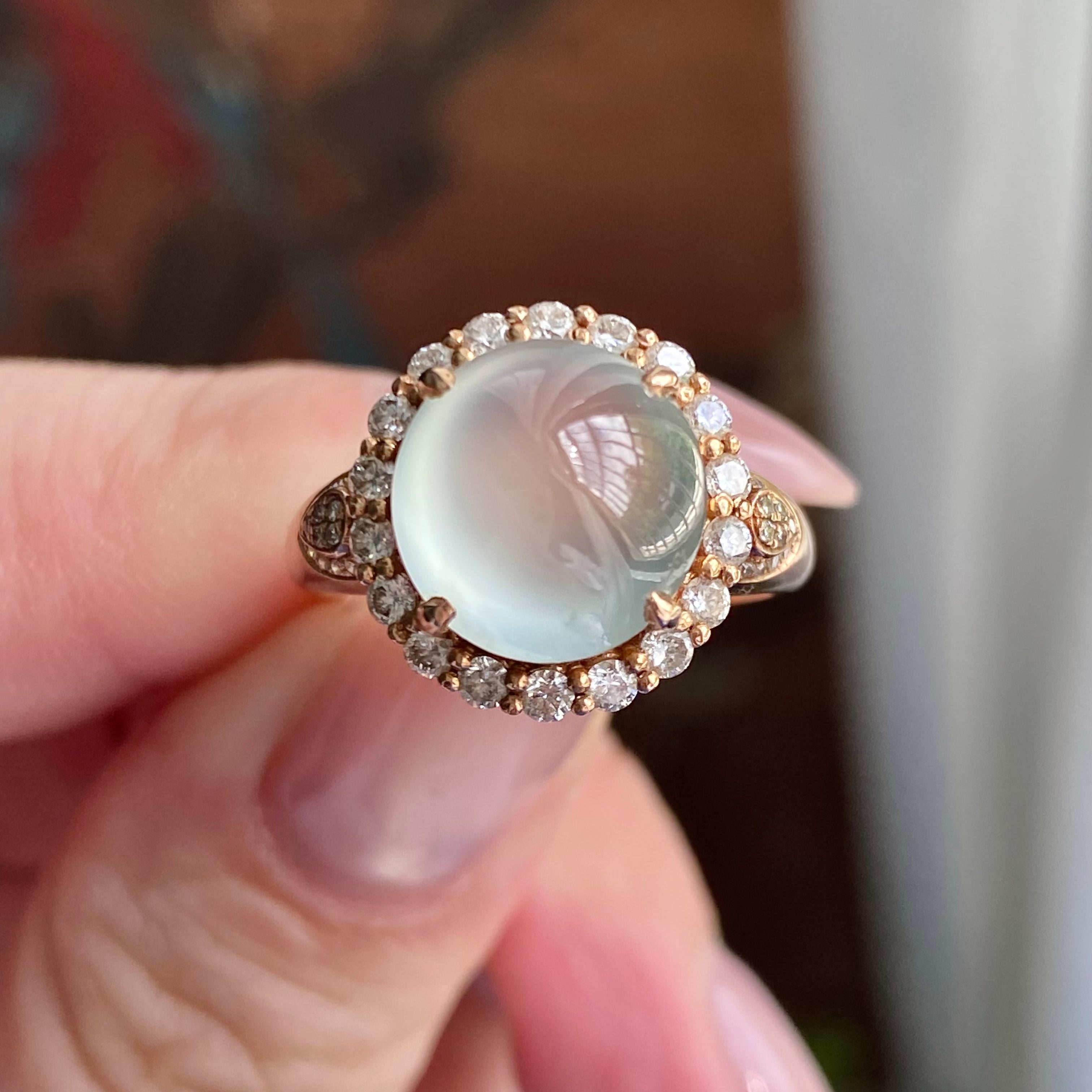 18k金钻镶冰玻种白月光蛋面戒指（yc235117）