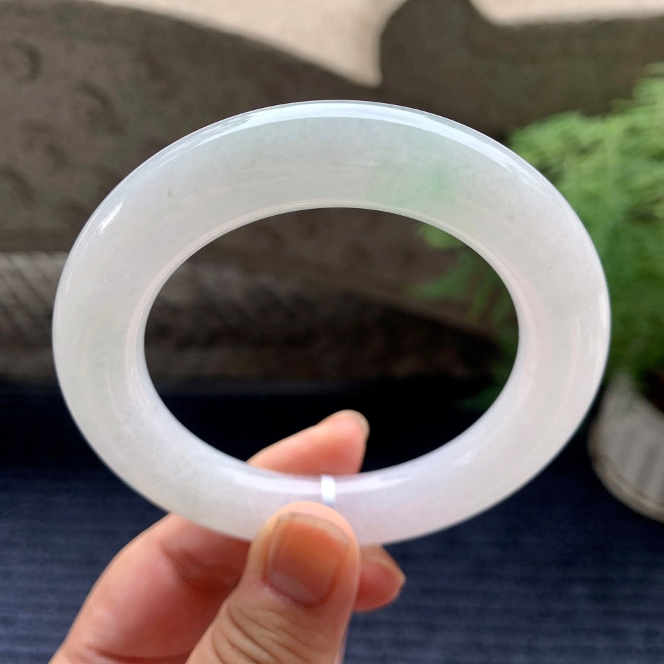 细糯种飘绿圆条手镯（57mm）（yc101928）