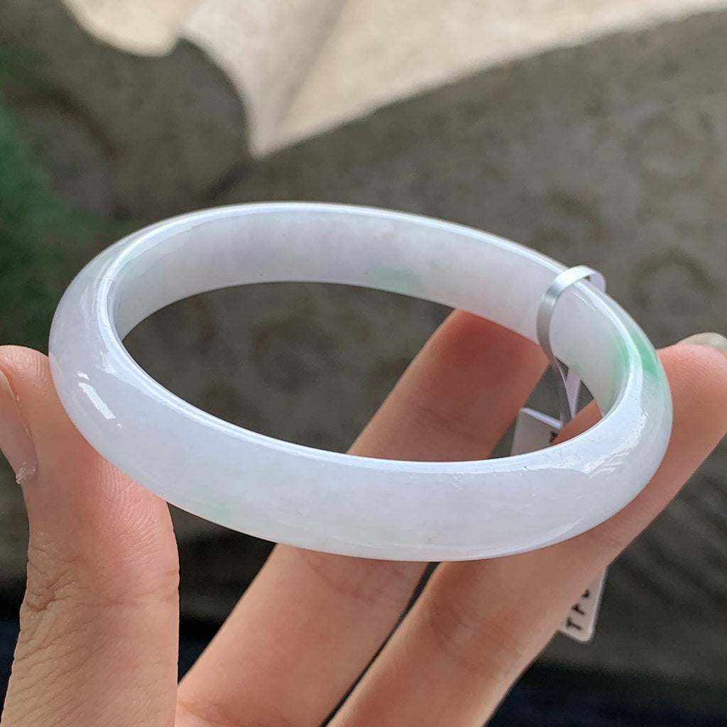 细糯种 白底青贵妃手镯 54圈 天然缅甸A货翡翠（yc699560）