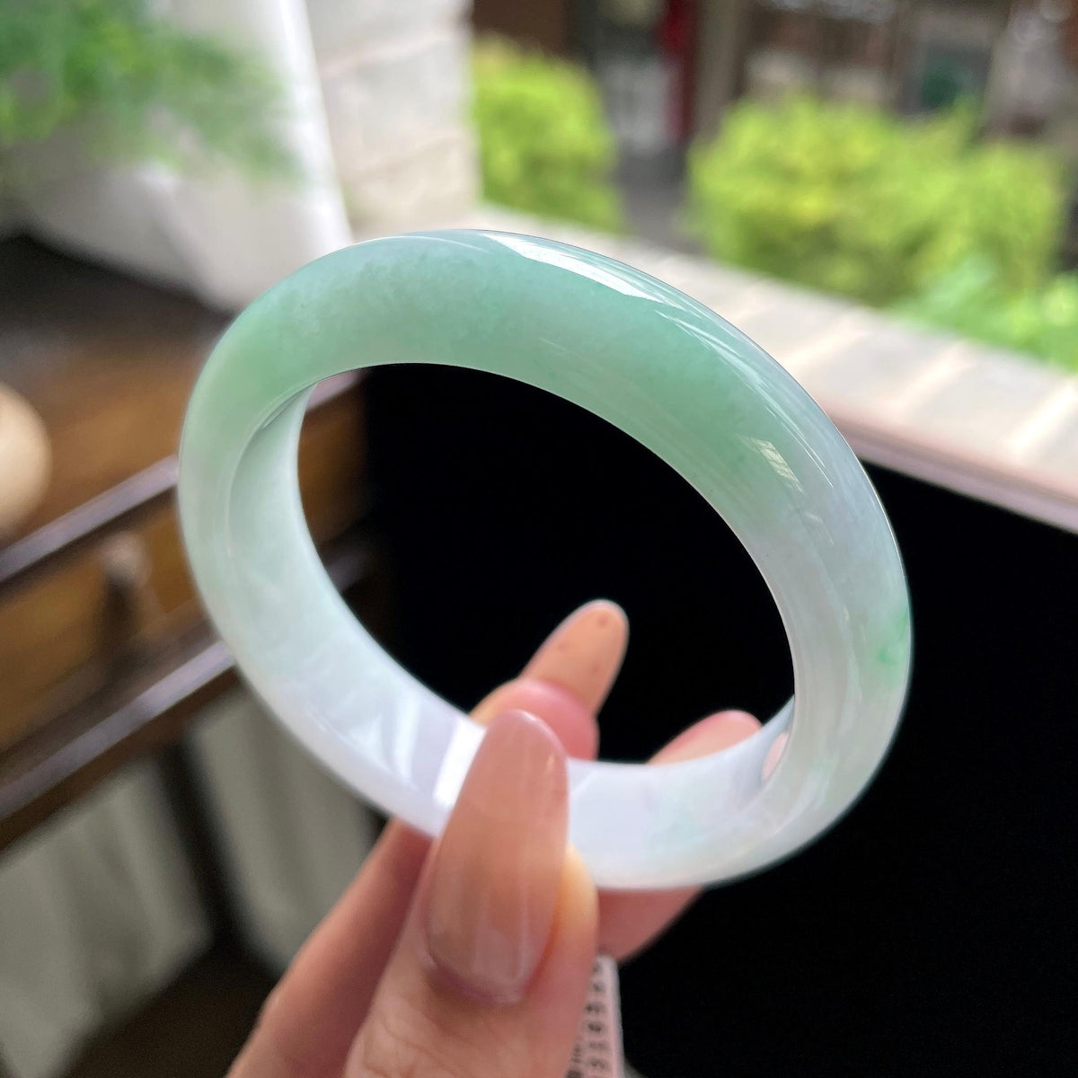 小圈口糯种白底青正圈平安镯 52.2圈 天然缅甸A货翡翠（yc703294）