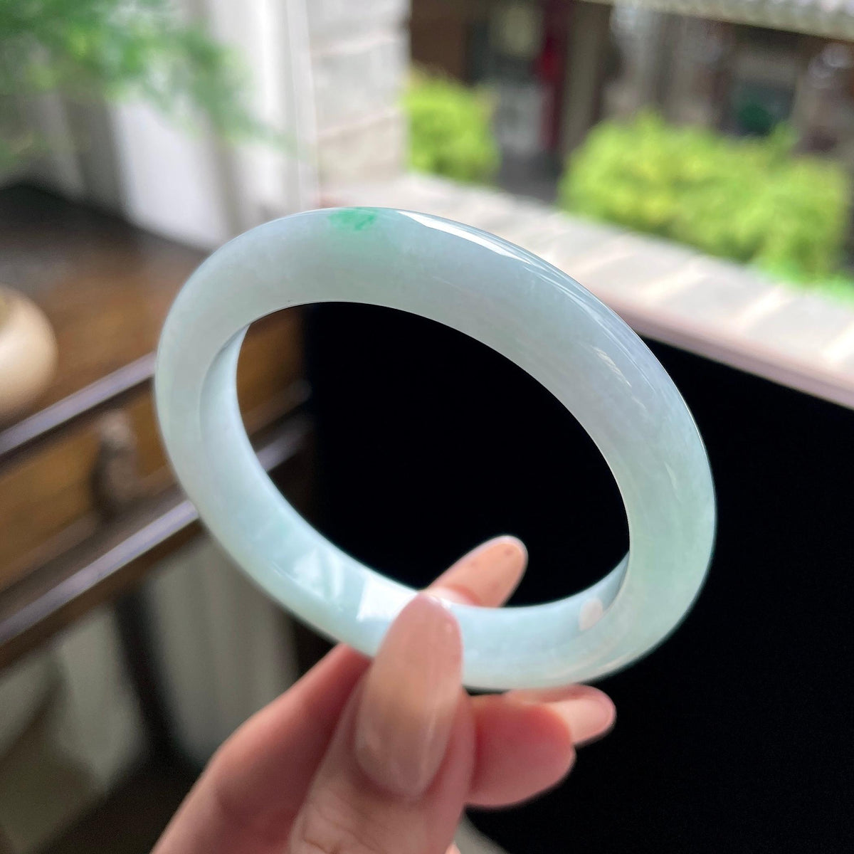 小圈口细糯种白底青正圈平安镯 52圈 天然缅甸A货翡翠（yc696406）