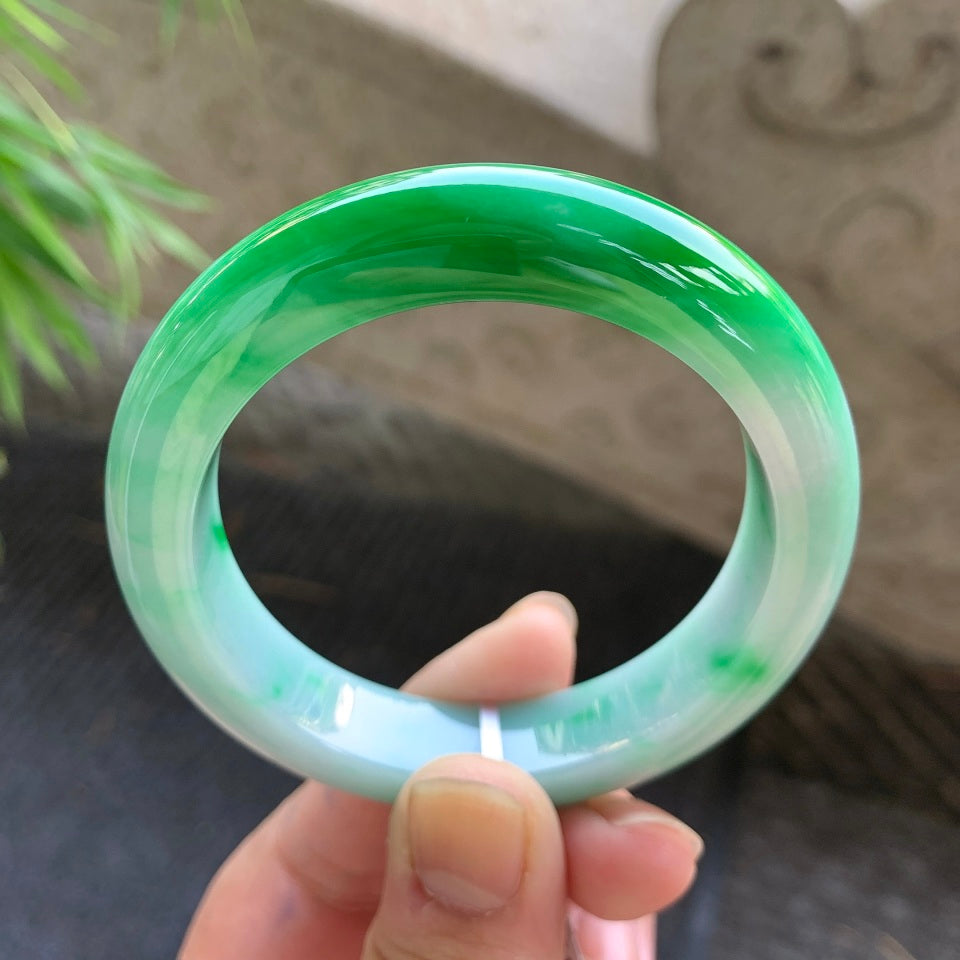 糯化飘阳绿平安镯（53.2mm）（yc015983）