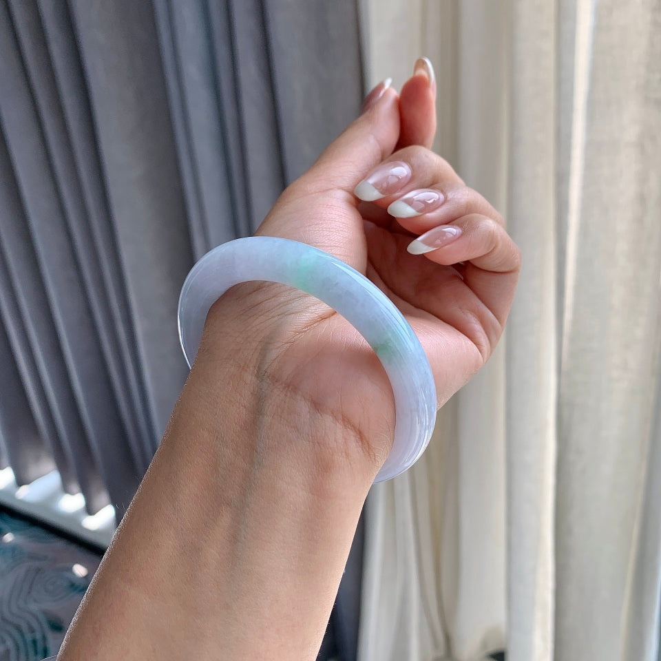 糯种淡紫罗兰飘花圆条手镯（56.5mm）（yc079230）
