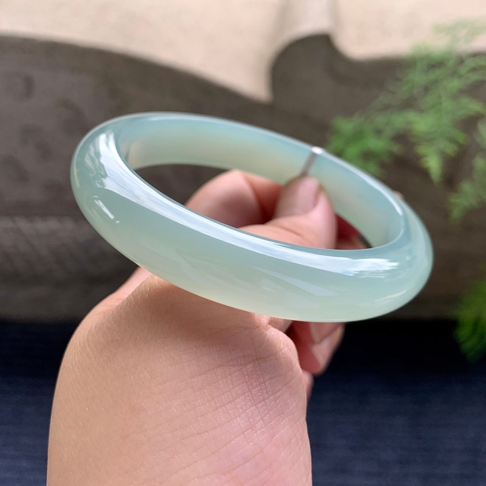 糯冰种蓝晴水平安镯（57.8mm）（yc169984）