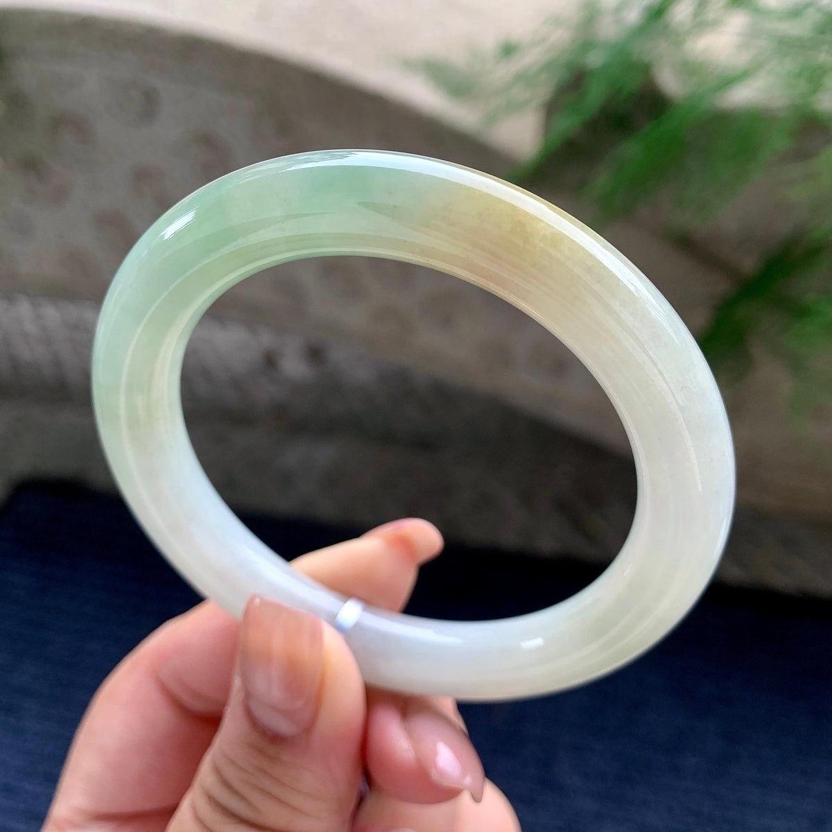 细糯种黄加绿圆条手镯 56圈口 （yc537873）